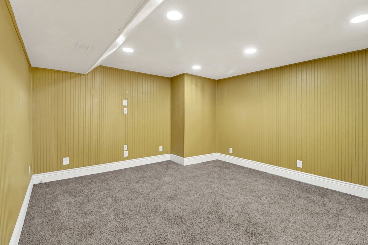 Basement bedroom