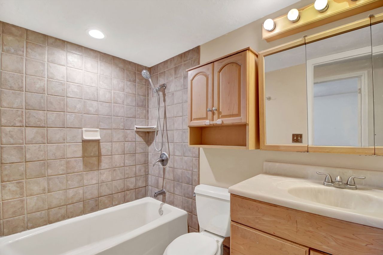 Main level Bathroom
