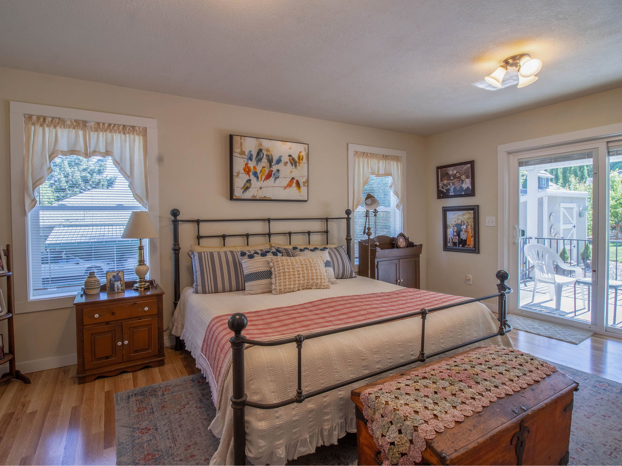Hardwood flooring throughout featuring a neutral color palette