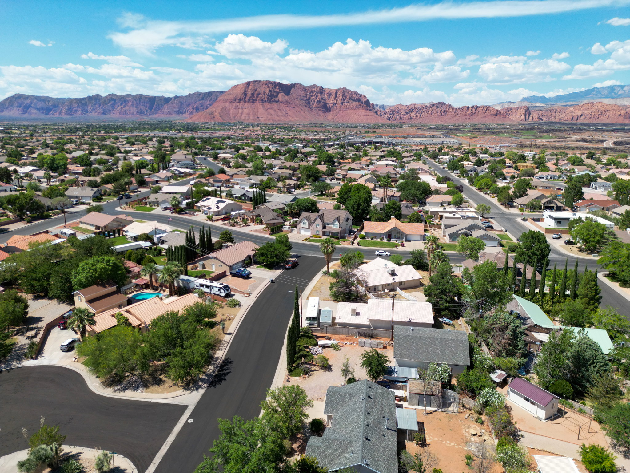 Expansive residential neighborhood featuring a variety of single-story and two-story homes