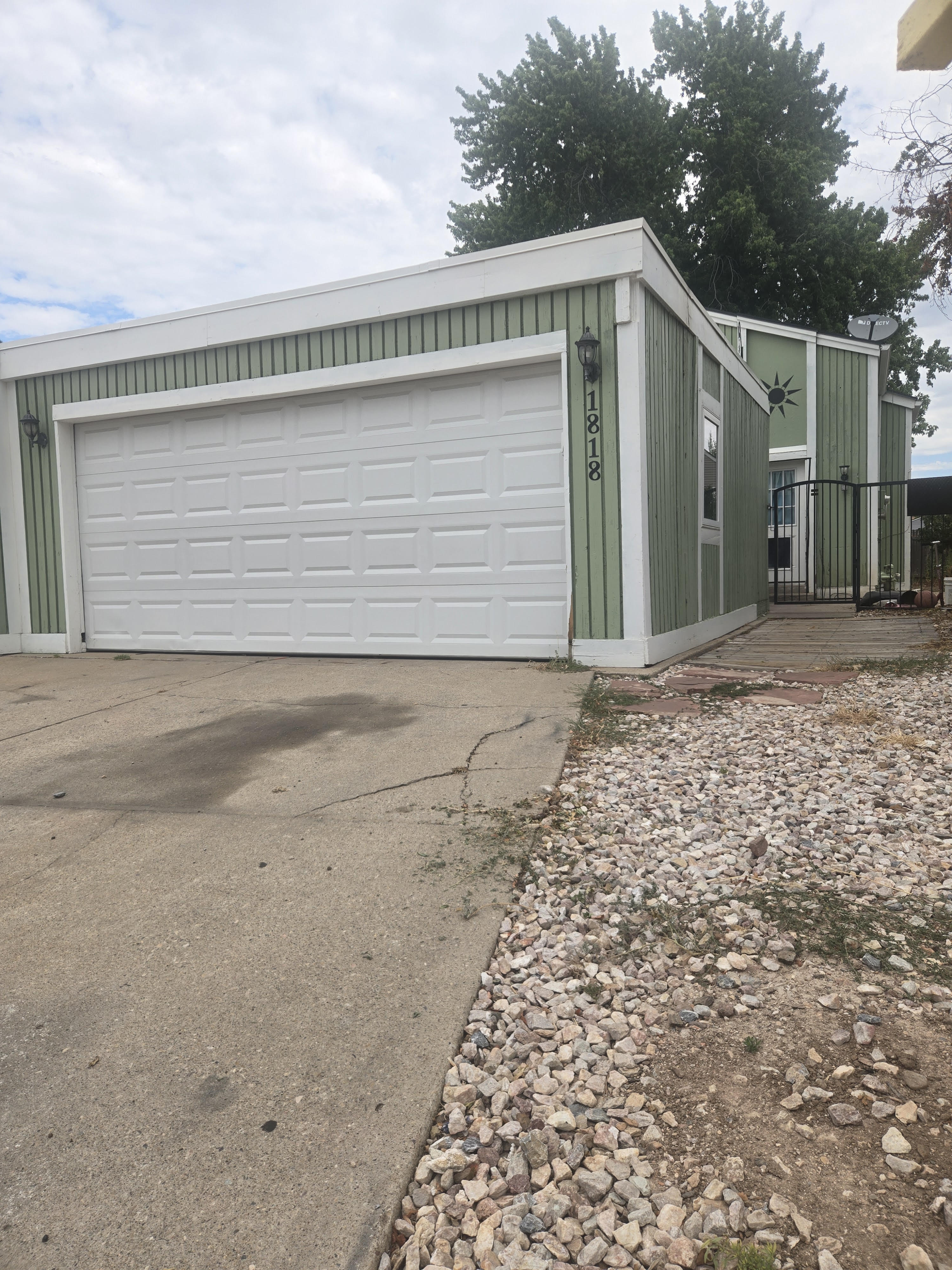 1818 E 5775 S South Ogden UT 84403