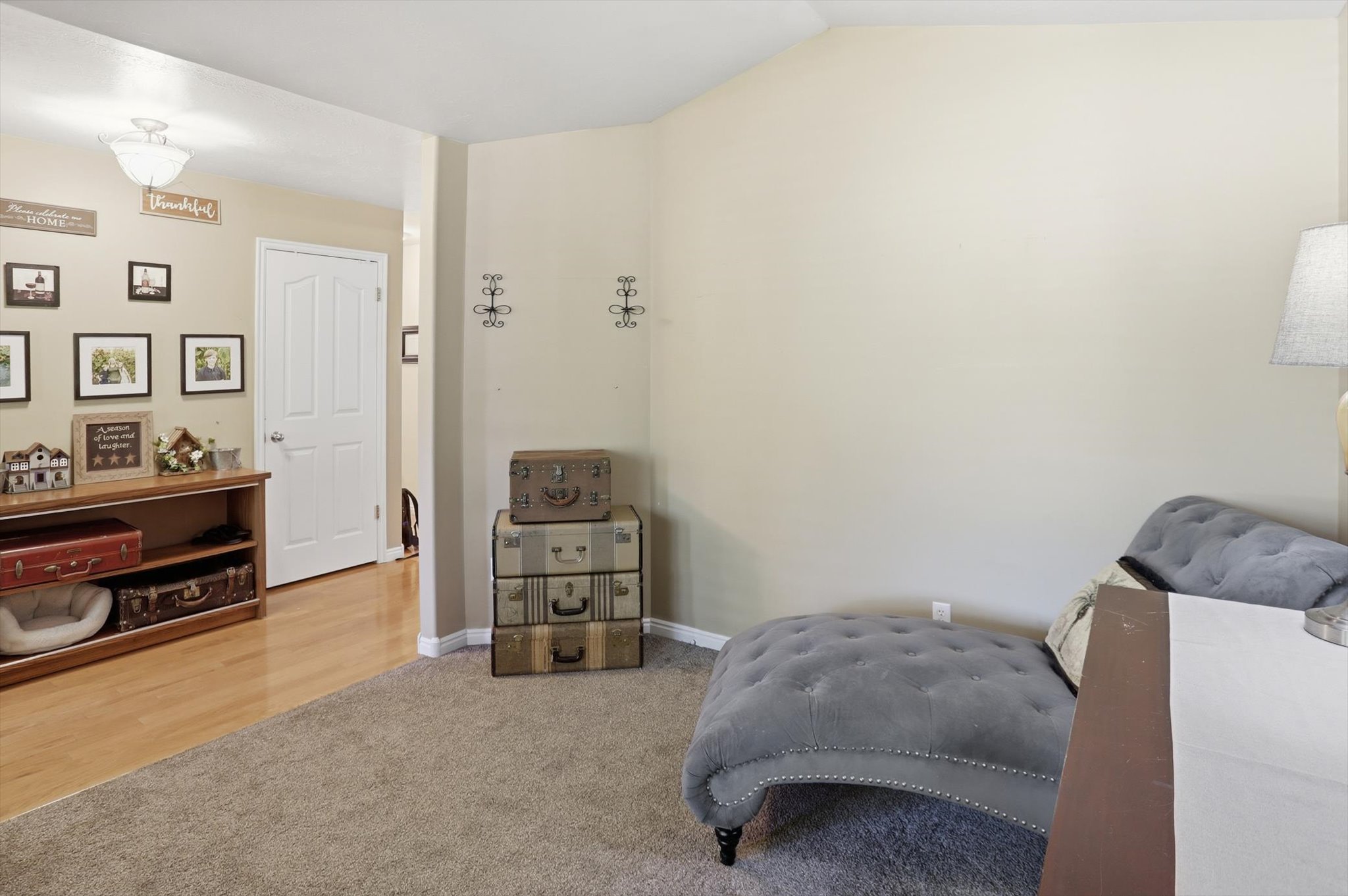 Neutral wall paint throughout