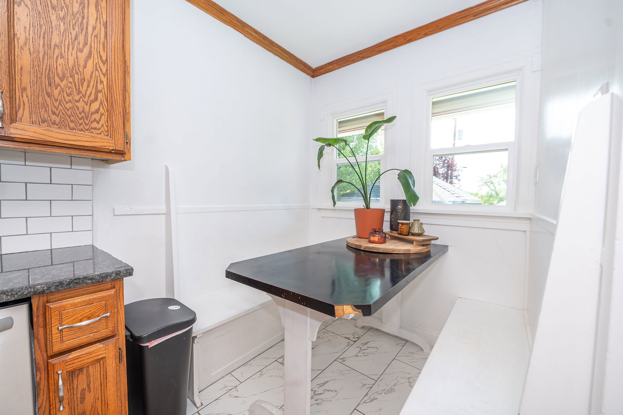 Built in dining nook