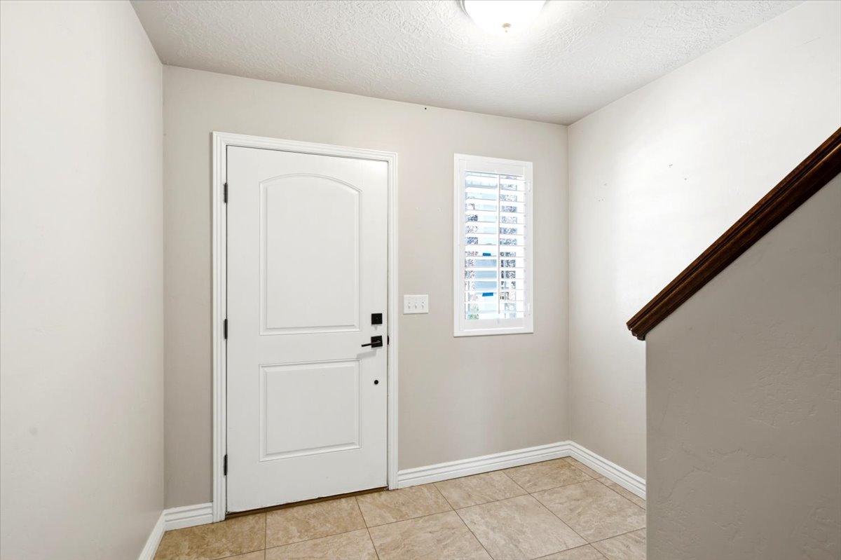 Entry View 1