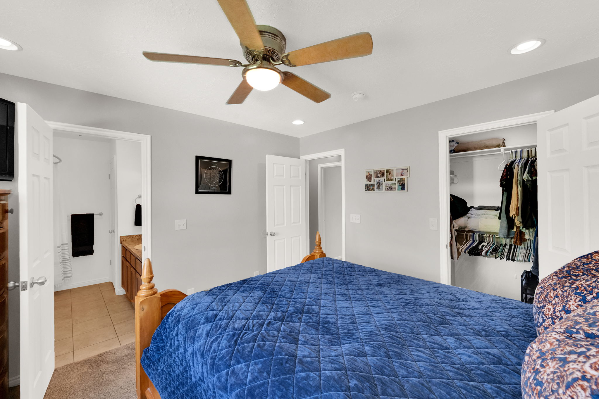 Bedroom with recessed lighting, ceiling fan, and light gray walls