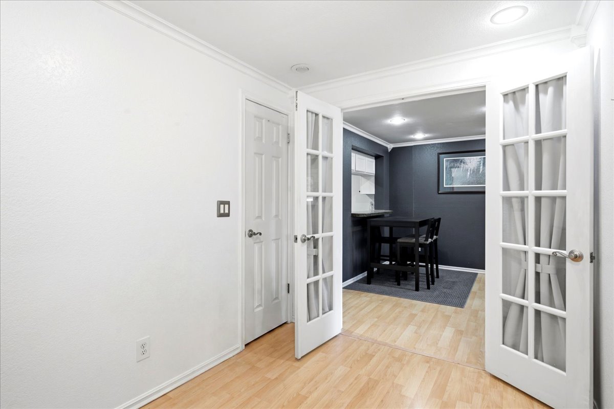 Den /office area