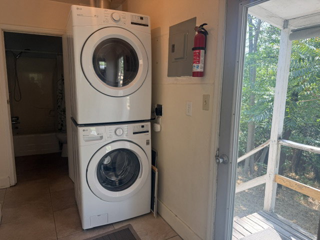 Stacked washer and dryer units