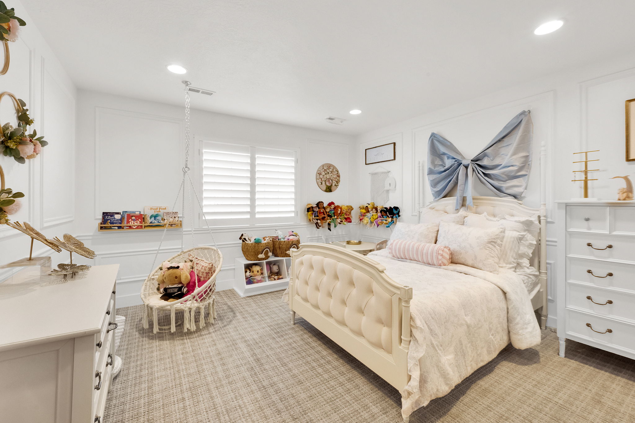 Bedroom featuring decorative wall molding and recessed lighting