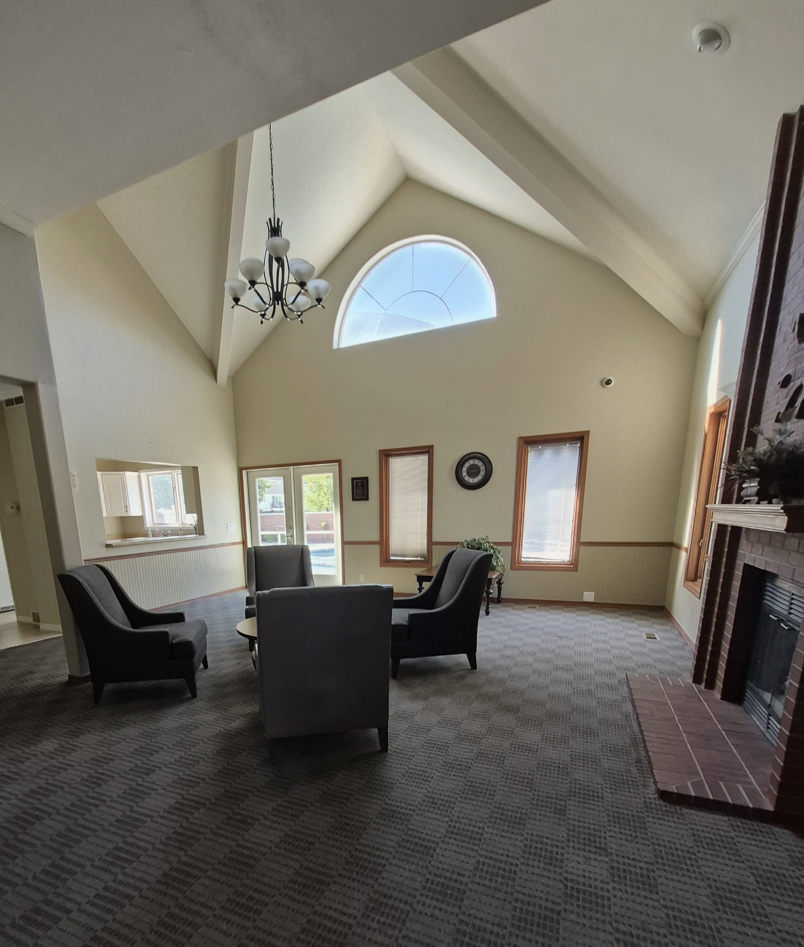 Spacious common area at Clubhouse