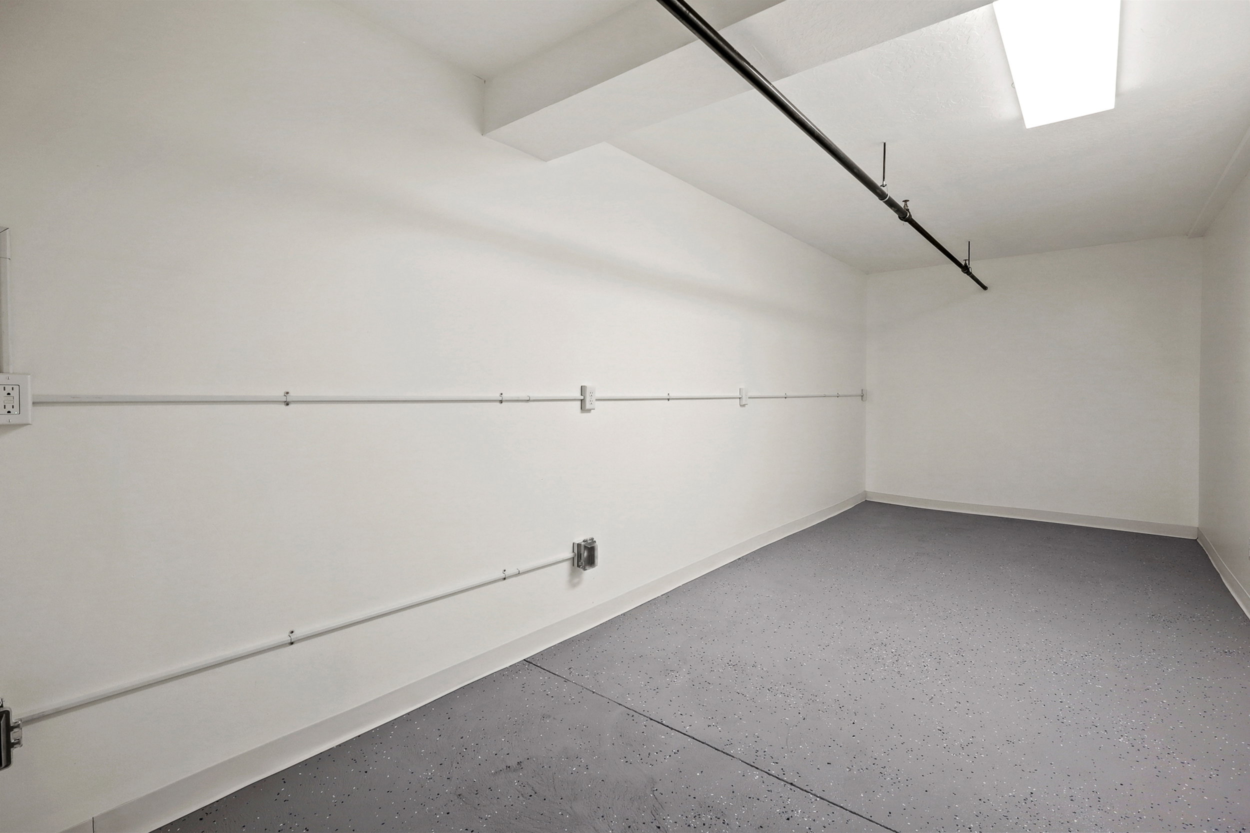 10 x 20 storage closet with electricity and epoxy floors