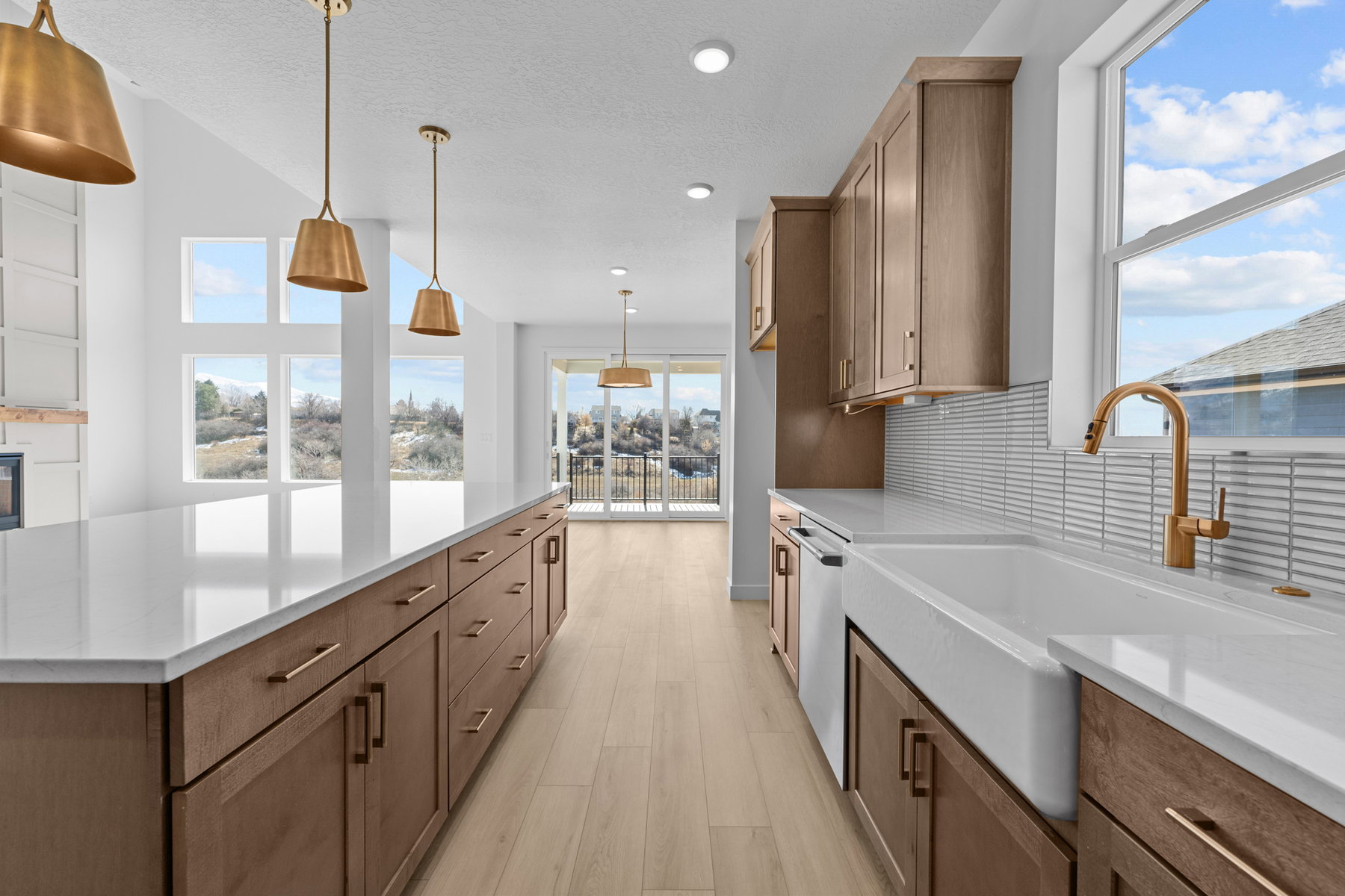 Picture of another home with the same floorplan. Design selections may differ.