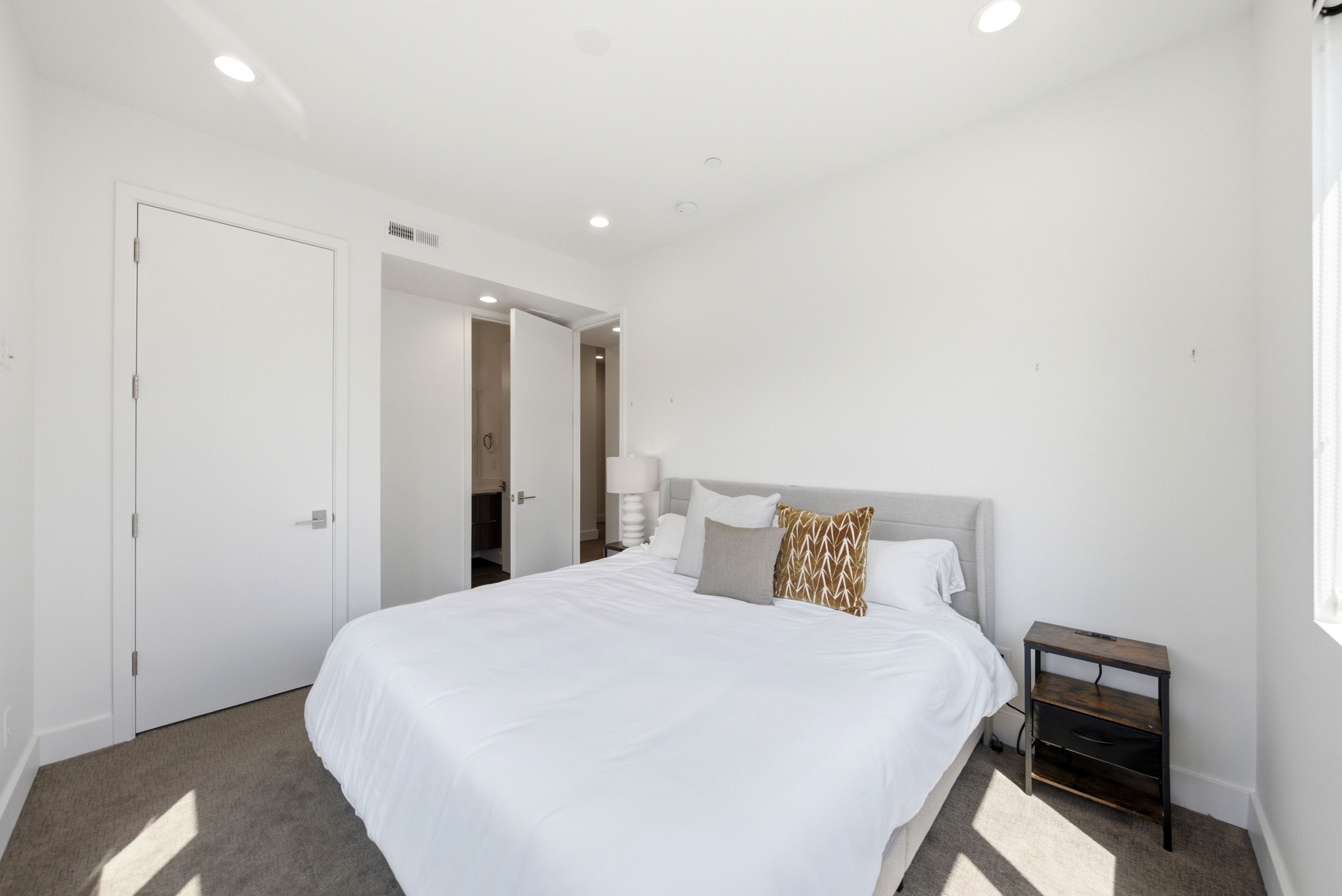 Bedroom featuring recessed lighting, white walls, and gray carpet