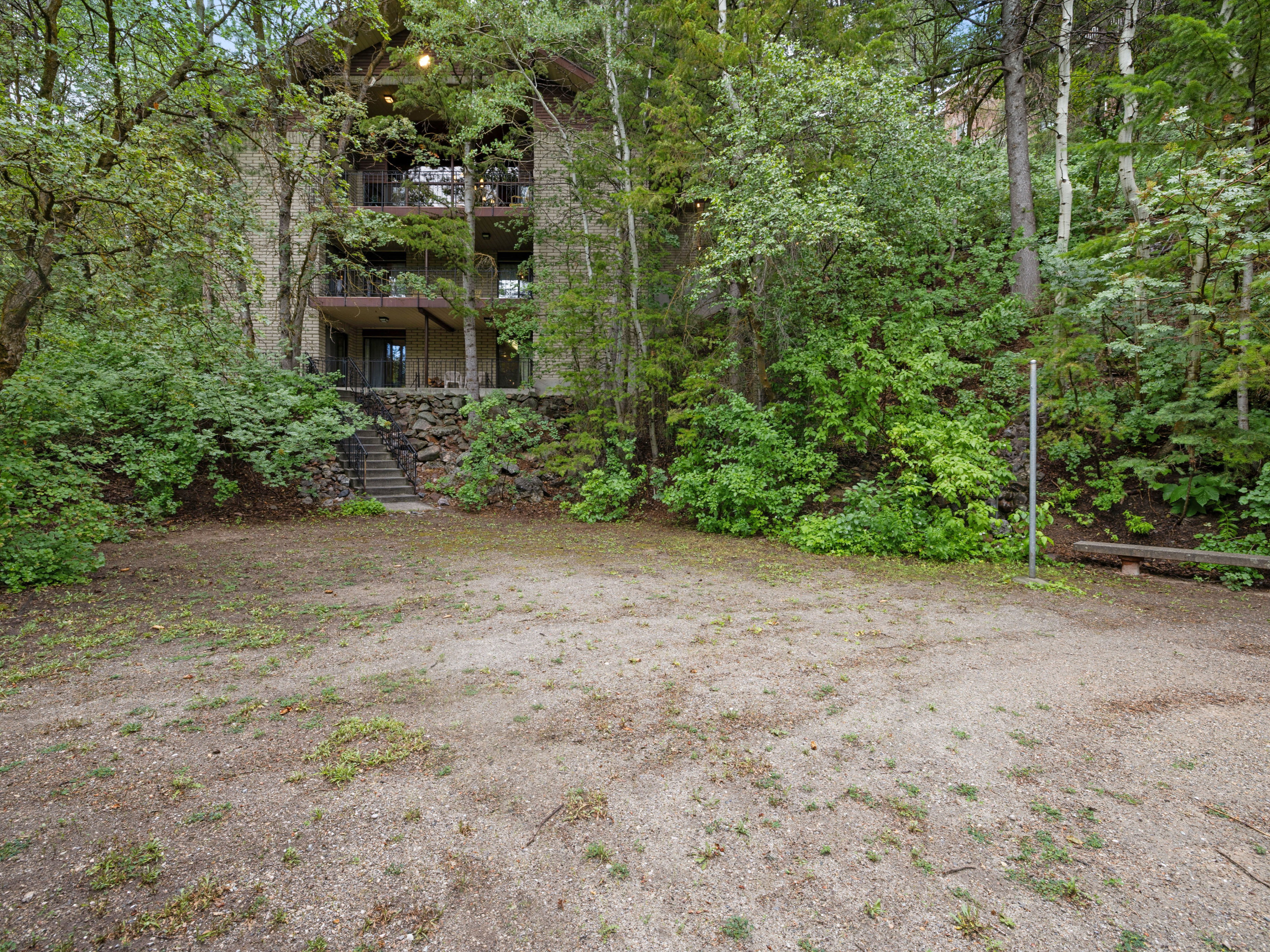 Back of the cabin with view of volleyball court.