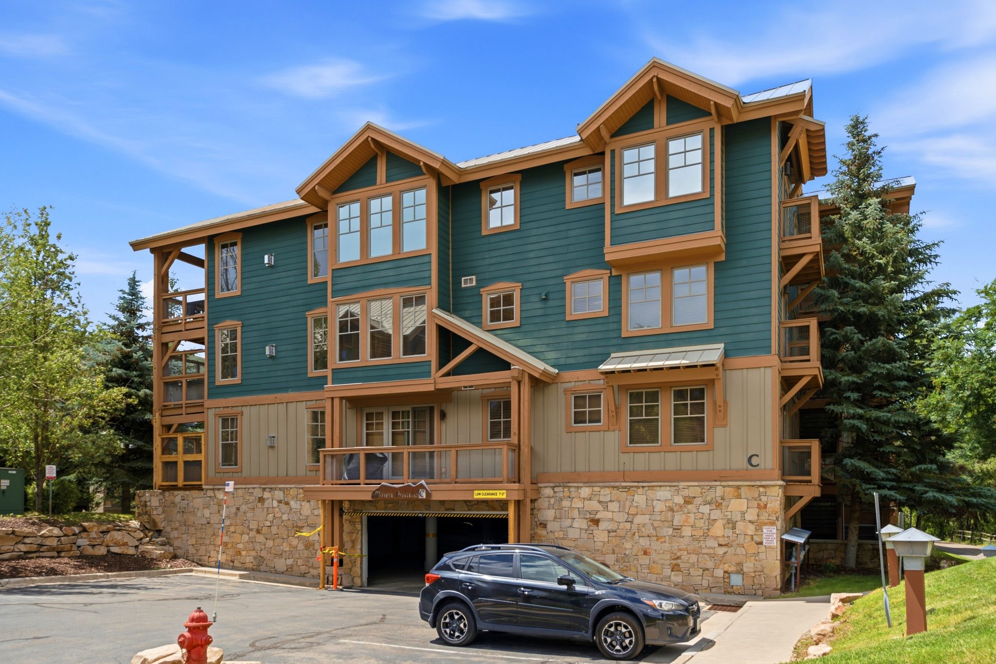 Towne Pointe Building C