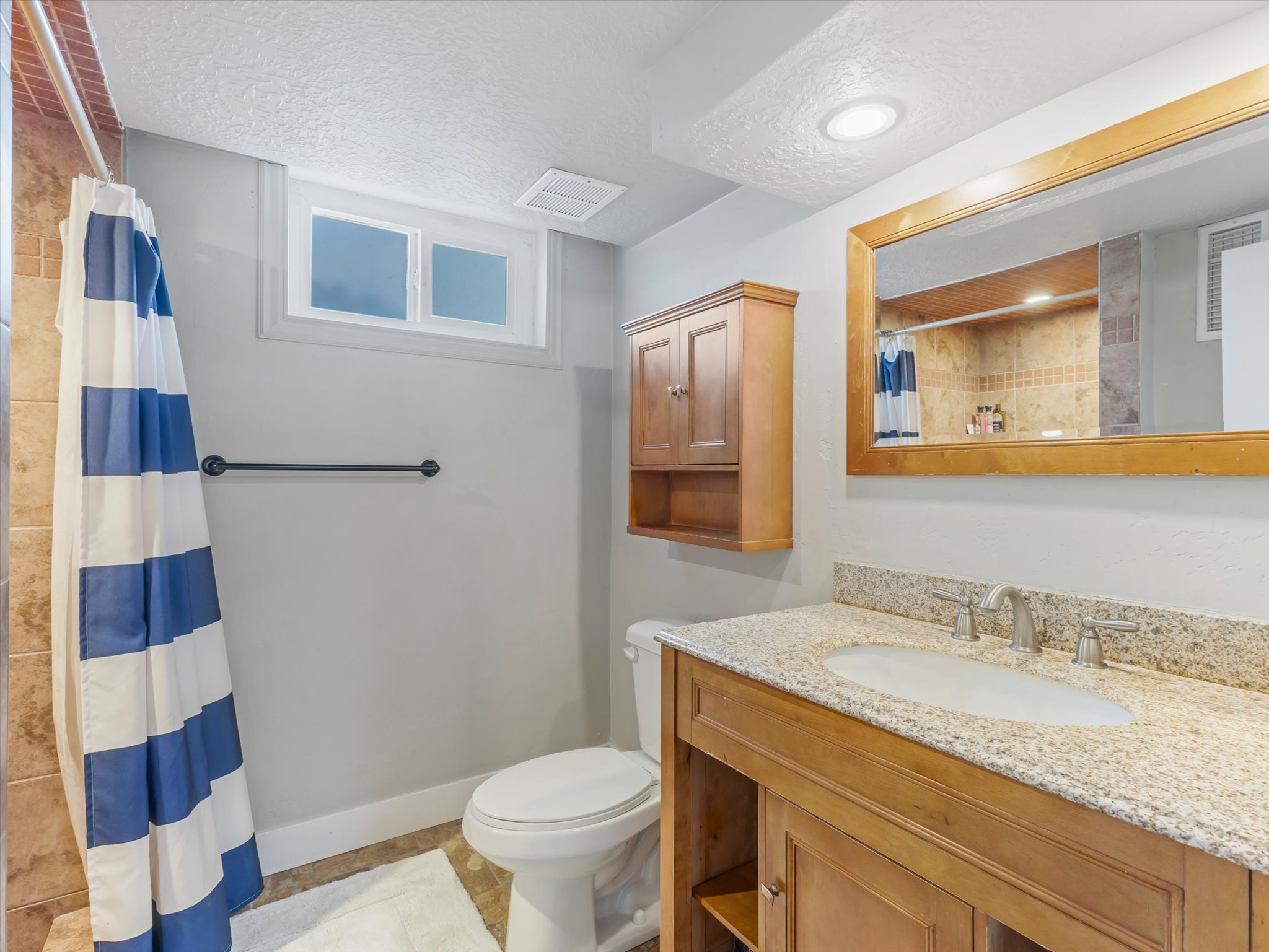 Full Bathroom downstairs