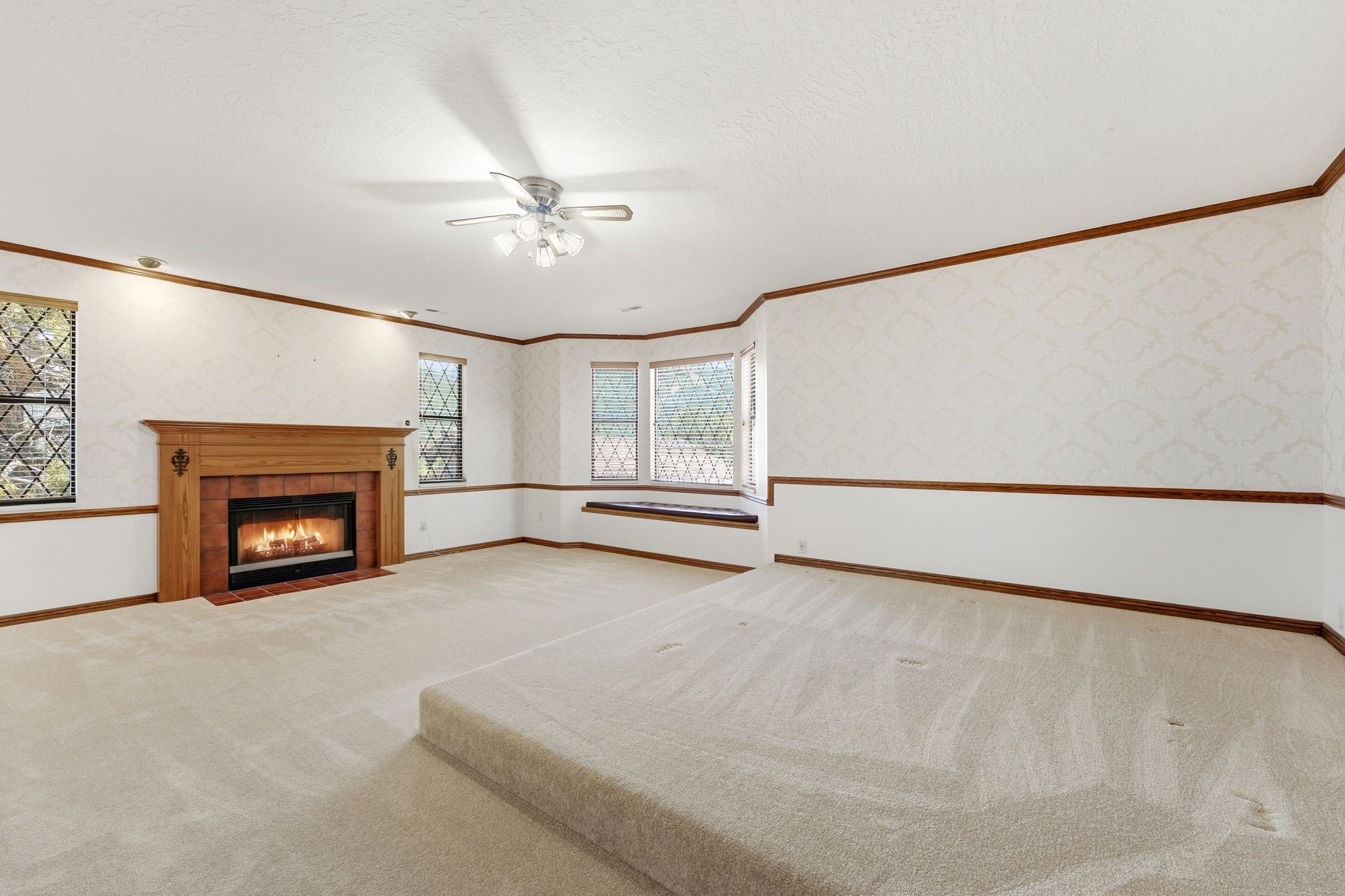 Primary suite