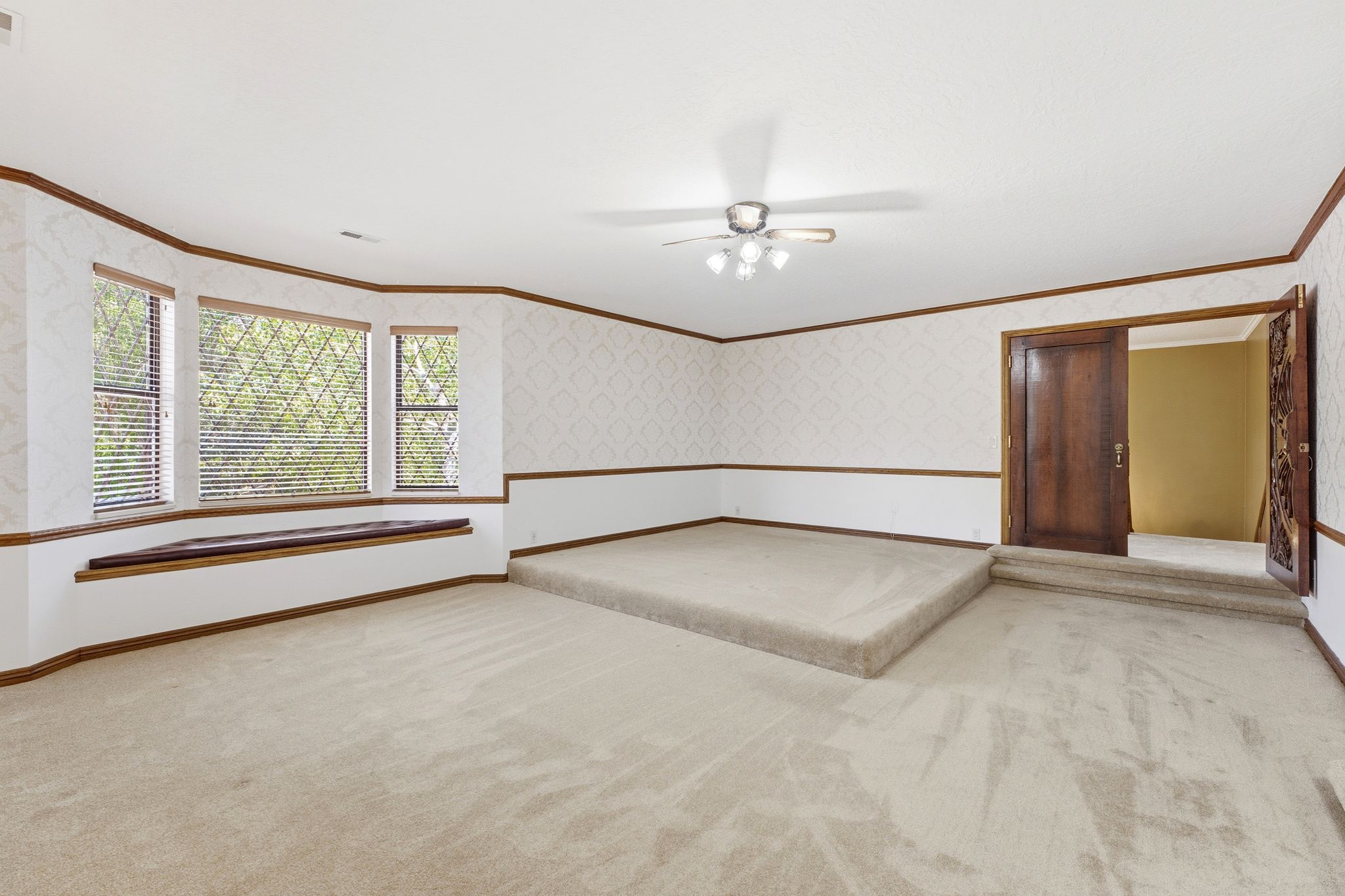 Primary suite