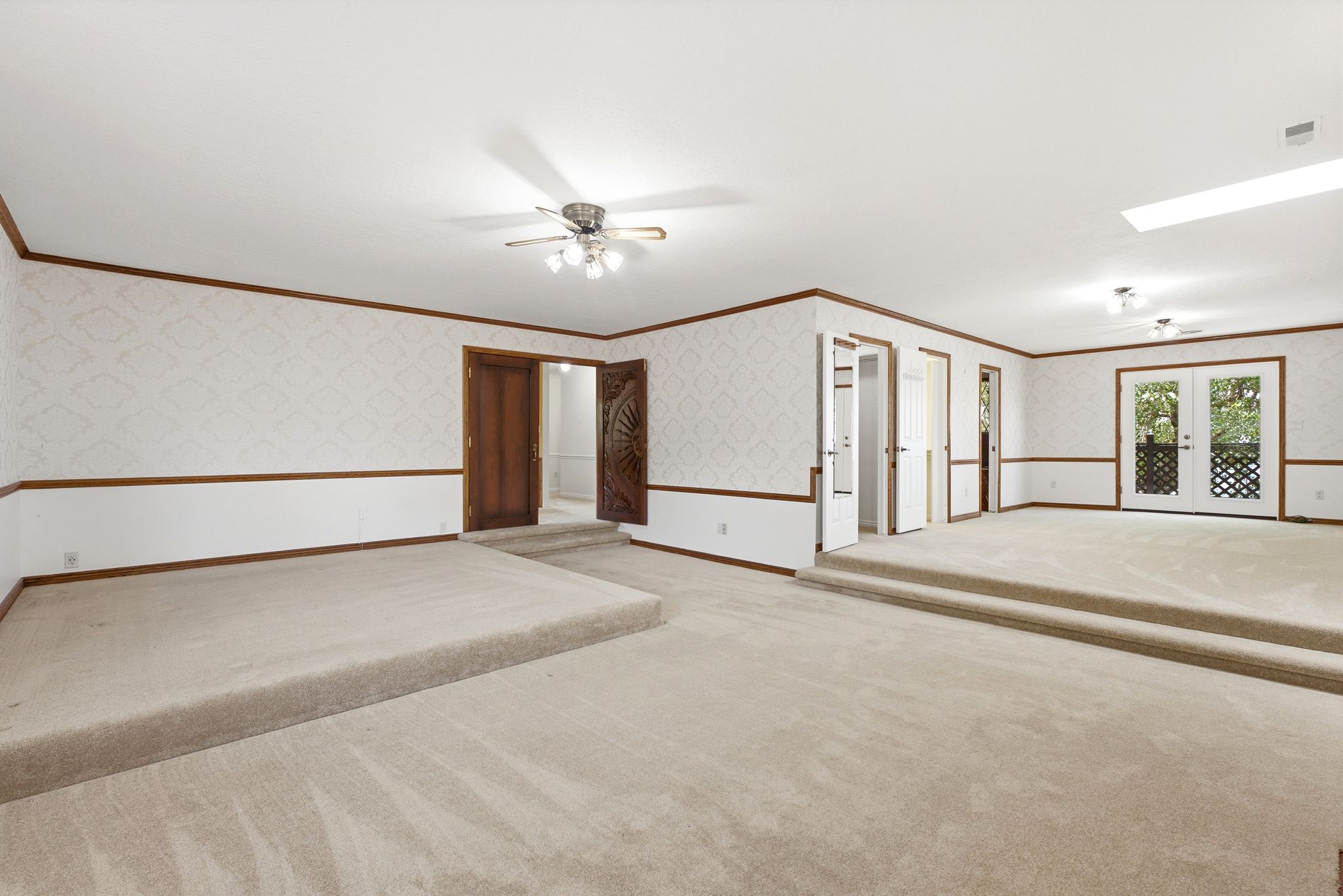 Primary suite