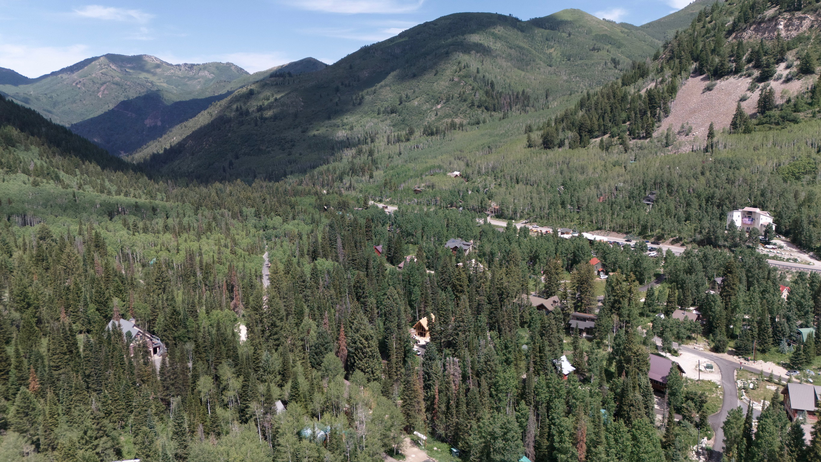 Located in the heart of Silver Fork with stunning canyon views and year-round recreation nearby.