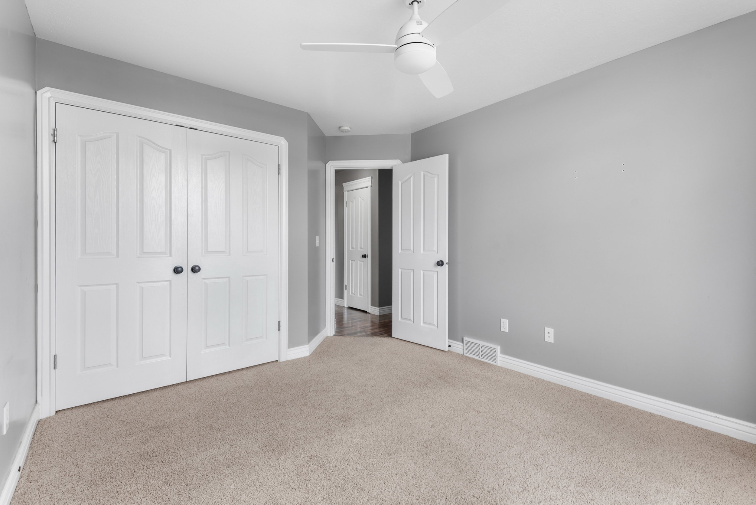 Upstairs bedroom