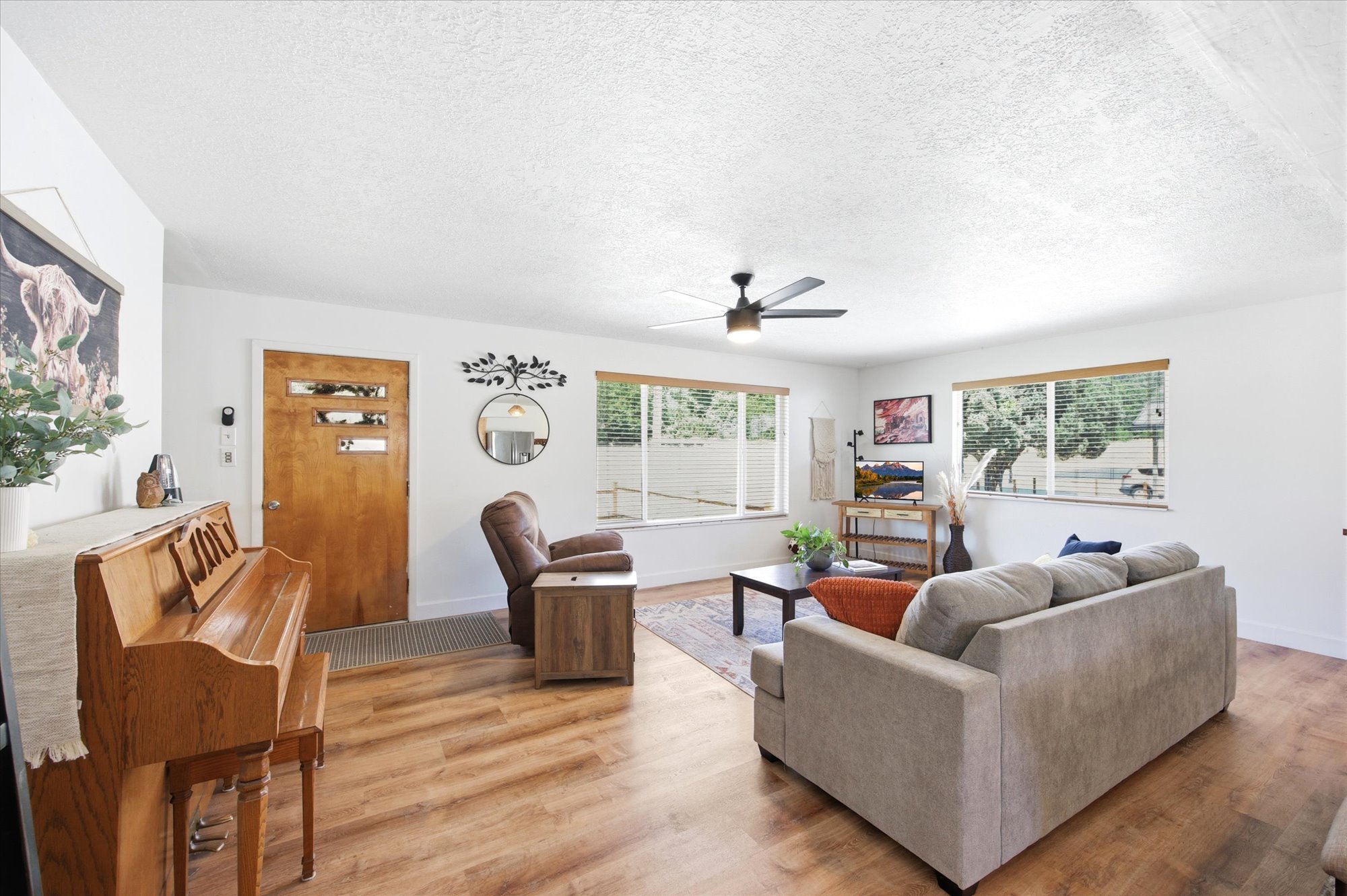 Spacious living area with great natural lighting