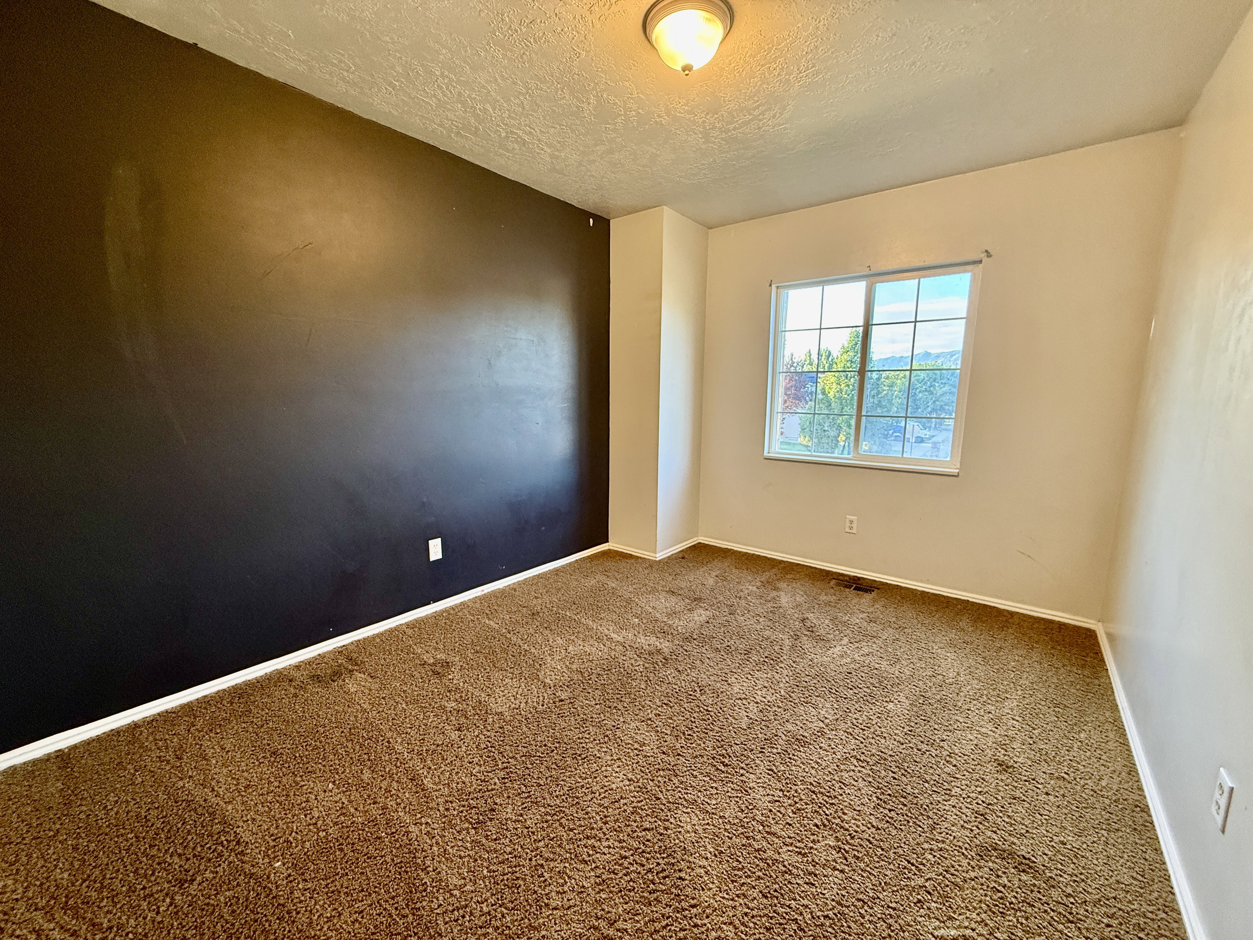 2nd bedroom on upper level