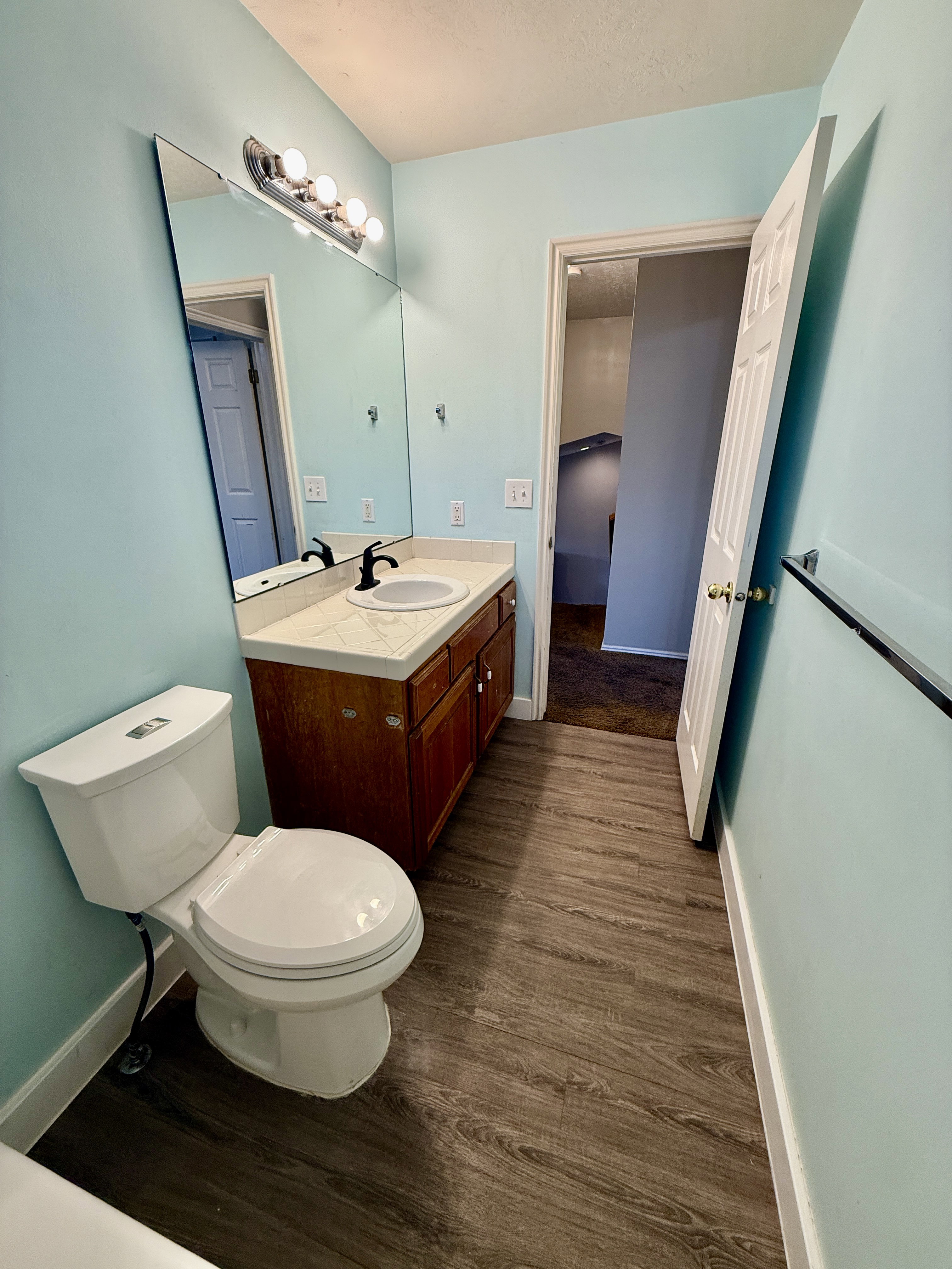 Main Hall bath