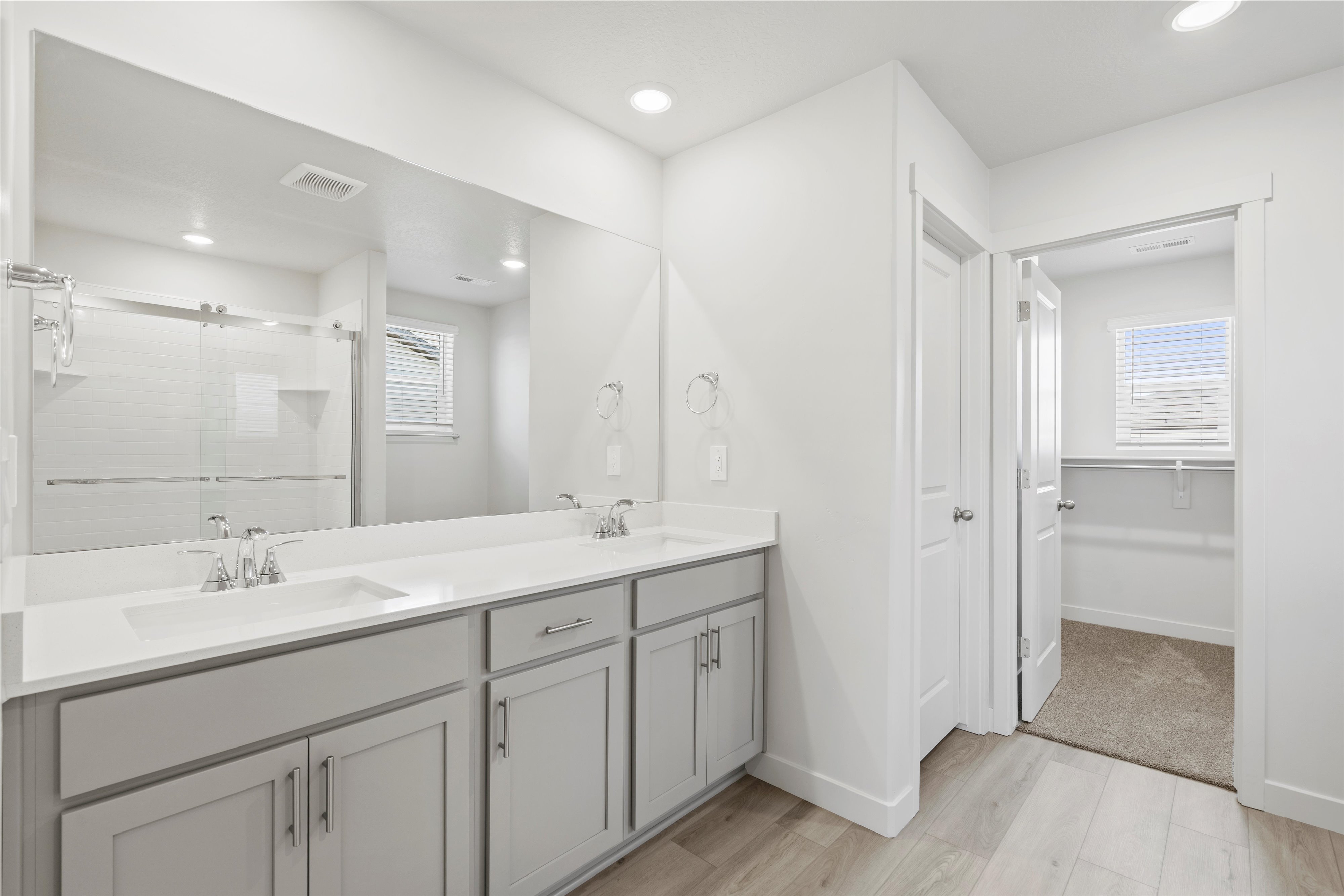 **DISCLAIMER** Interior package may vary. Bathroom
