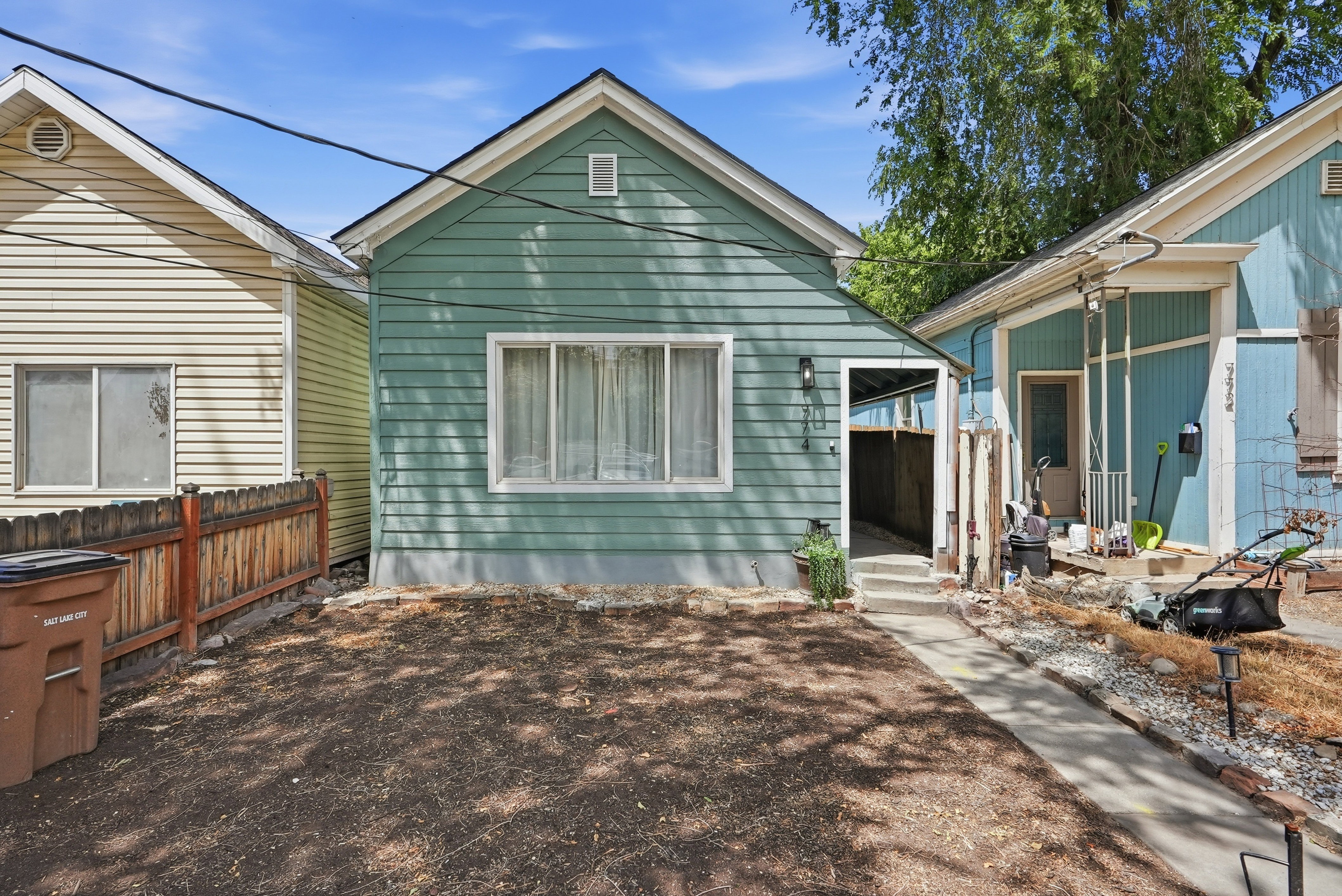 Just 6 mins from Downtown, 15 mins from the U of U, and 20 mins from Big Cottonwood Canyon.