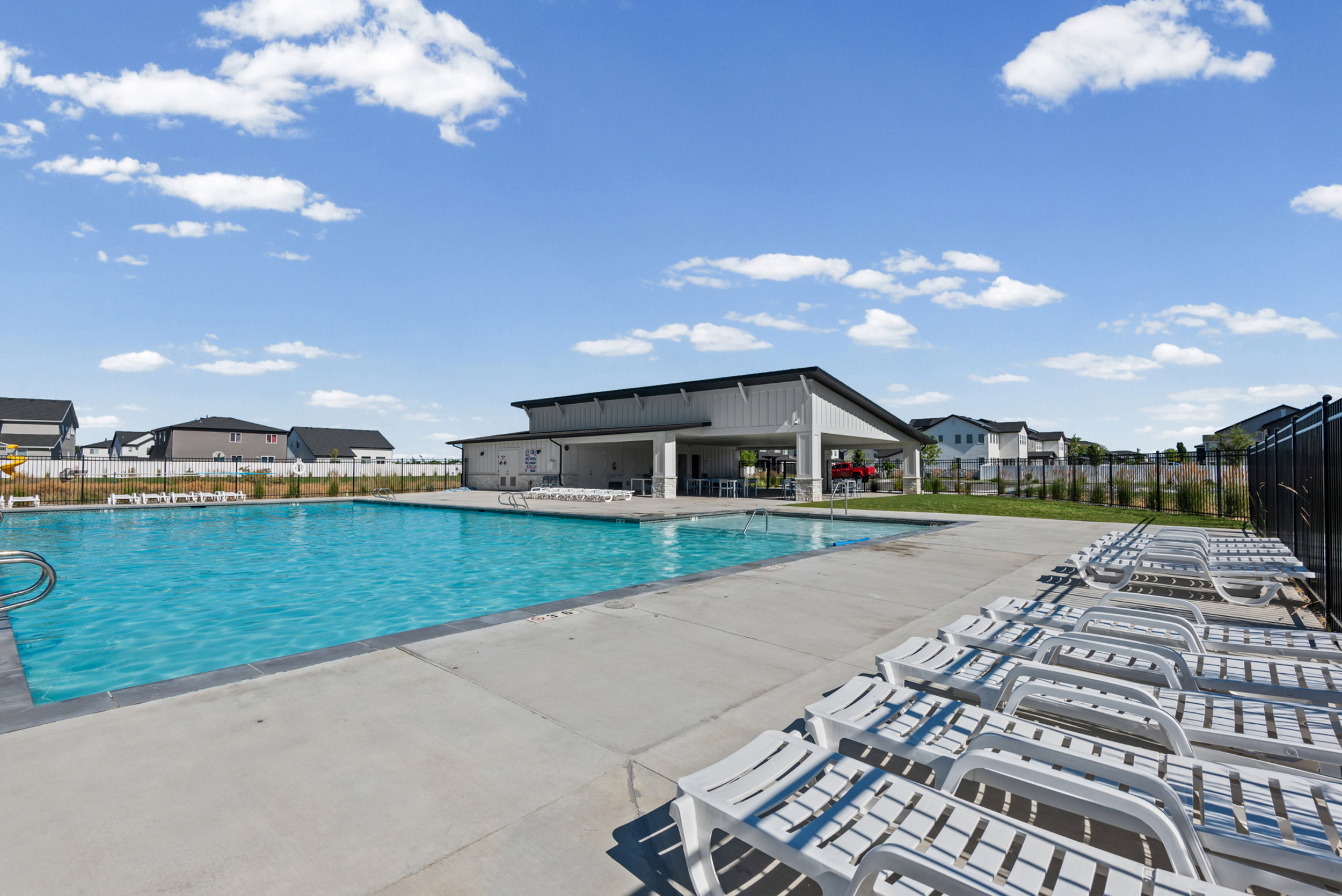 Clubhouse/Pool Amenity