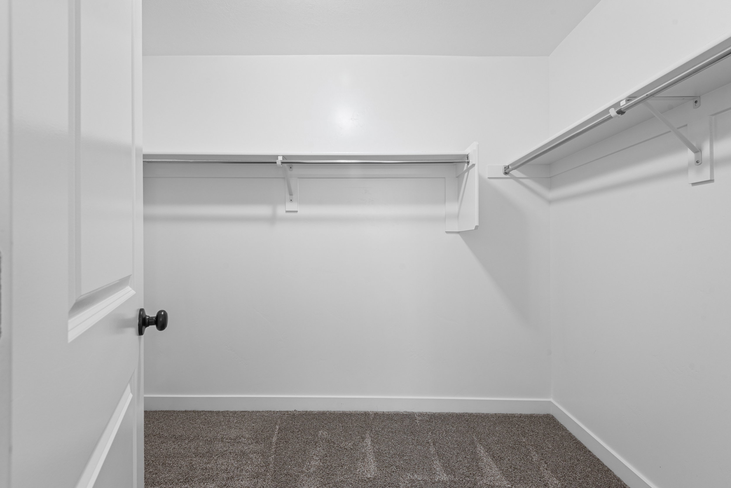 Primary Bedroom Closet