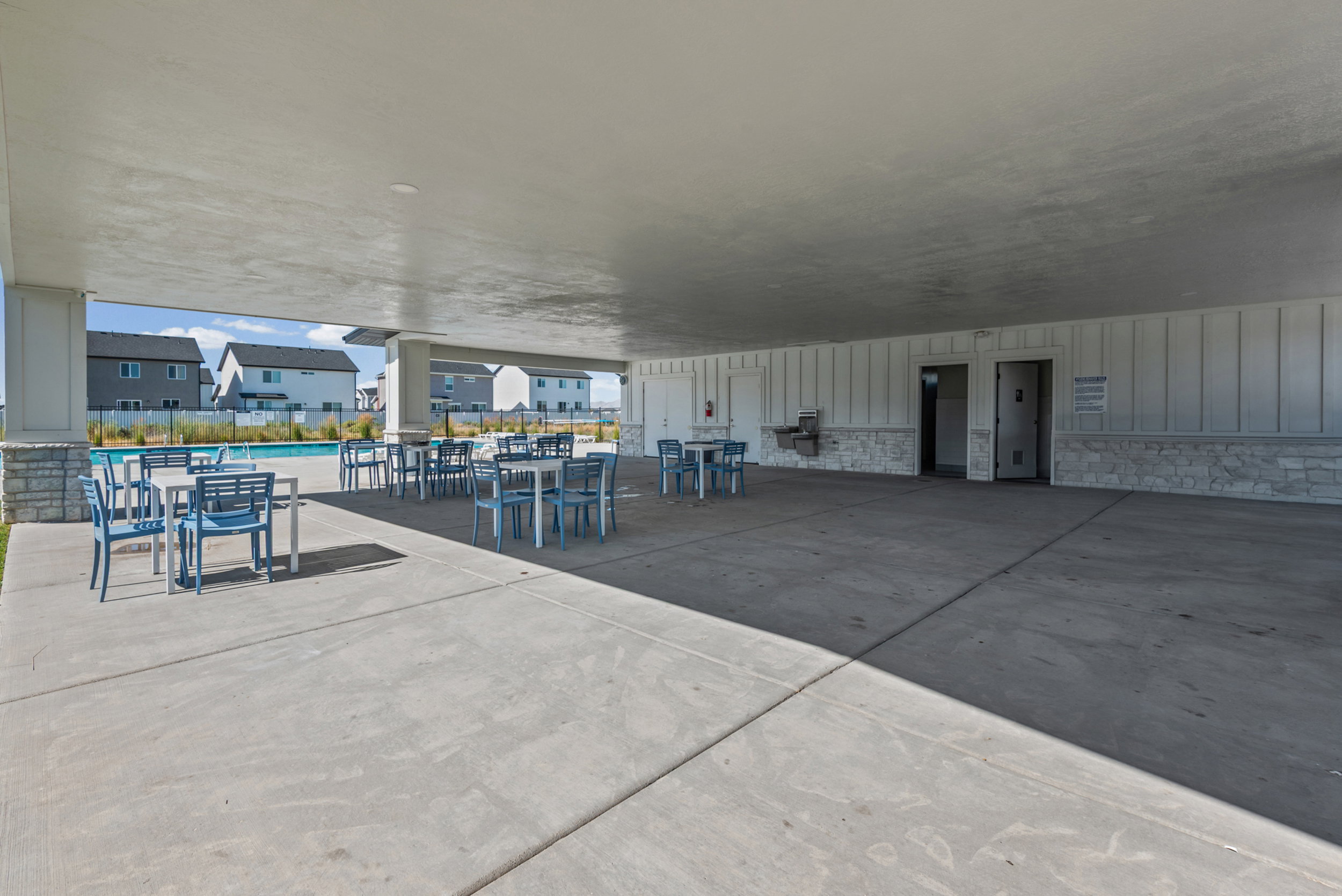 Clubhouse/Pool Amenity