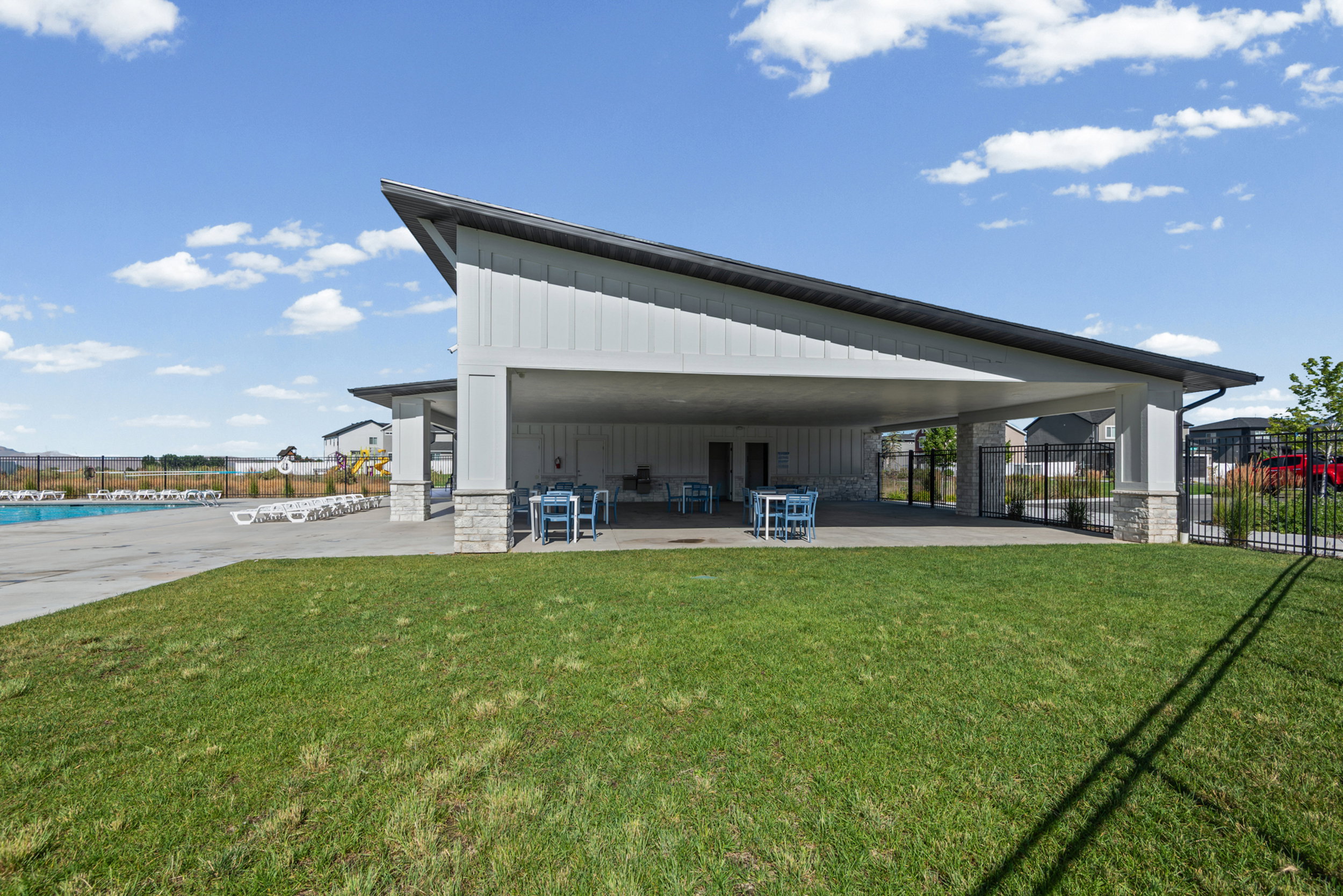 Clubhouse/Pool Amenity