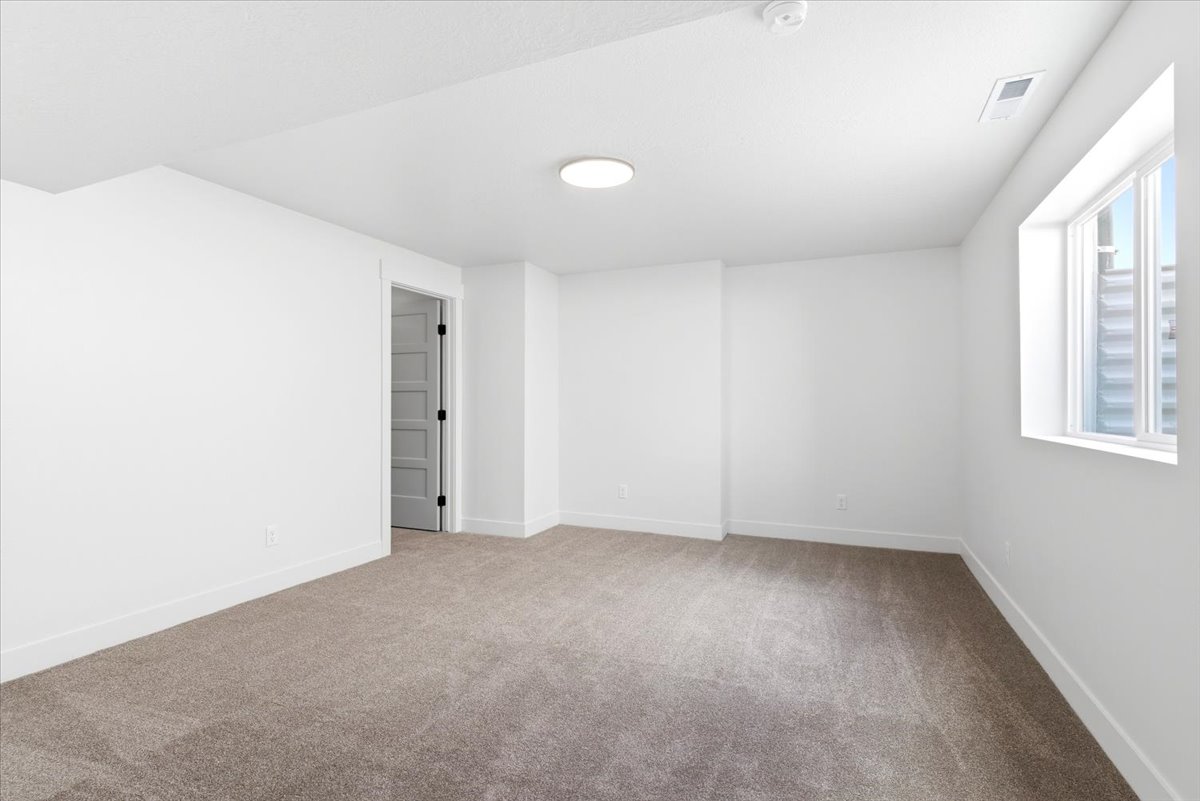 Photo of similar home - Finishes may vary