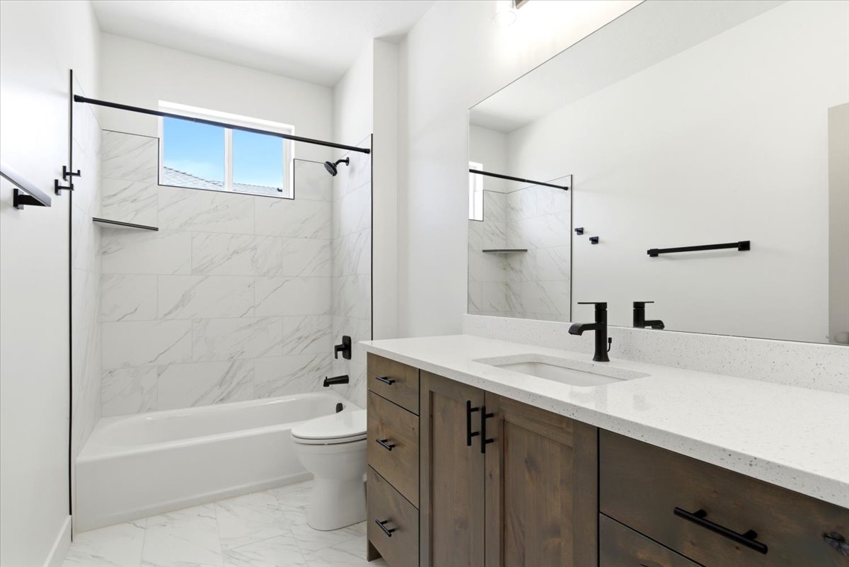 Photo of similar home - Finishes may vary