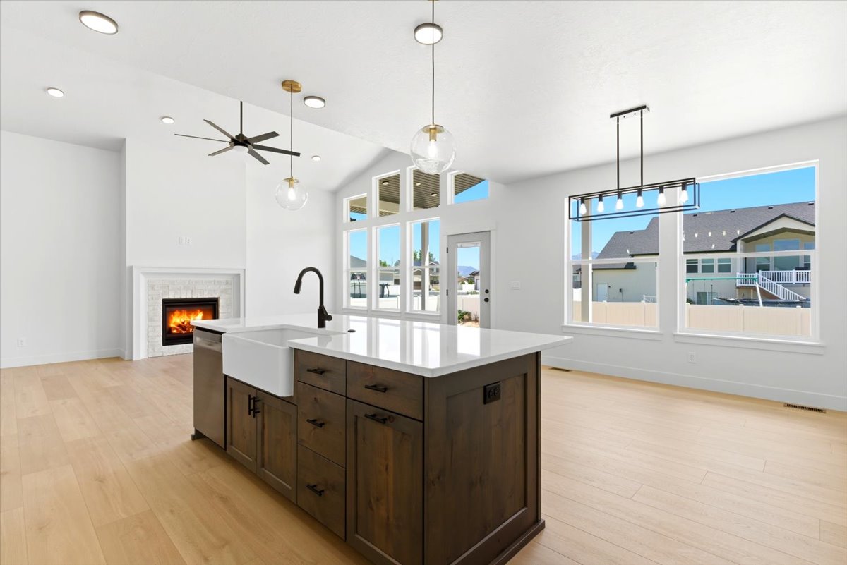 Photo of similar home - Finishes may vary
