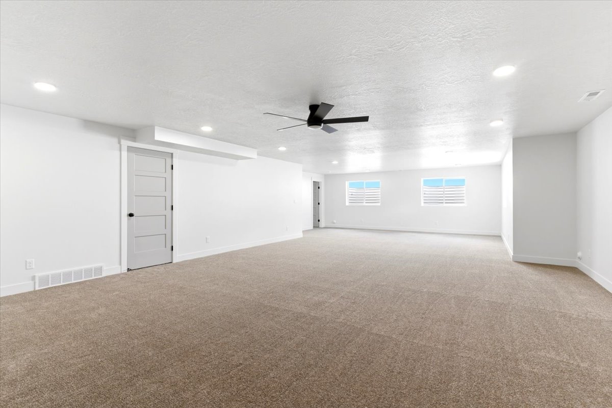Photo of similar home - Finishes may vary