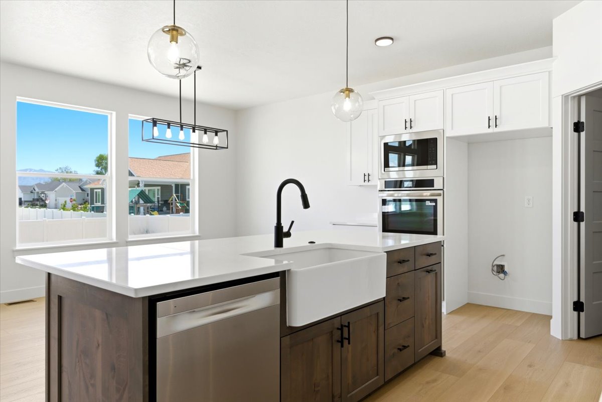 Photo of similar home - Finishes may vary