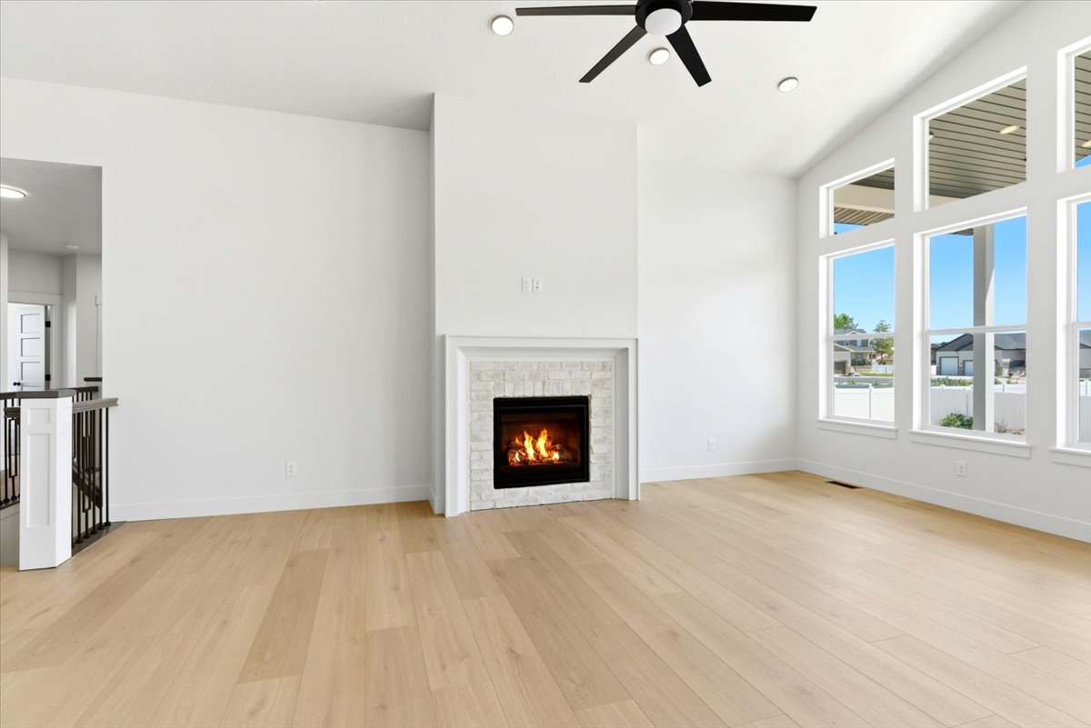 Photo of similar home - Finishes may vary