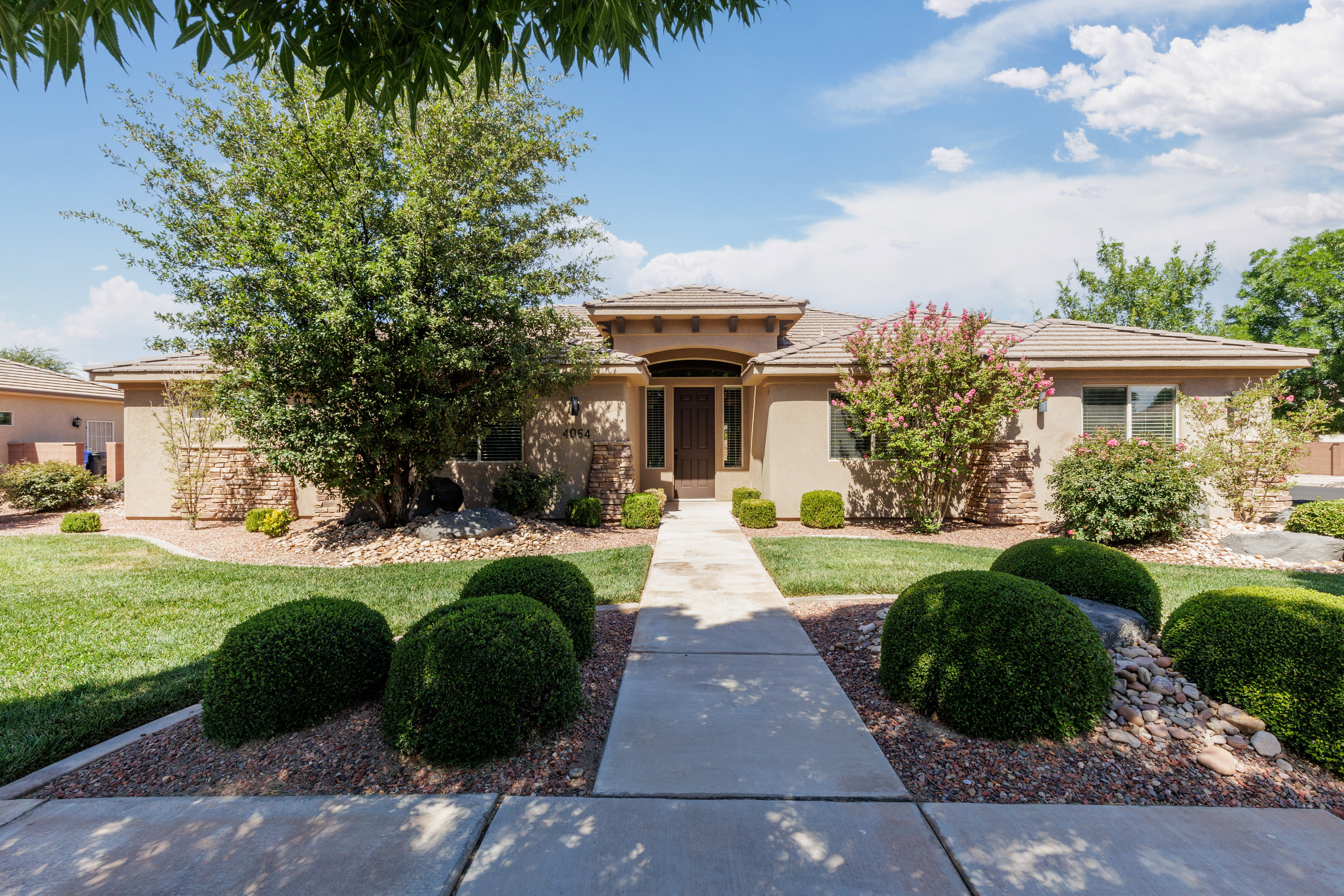 4064 S 20 E Washington UT 84780