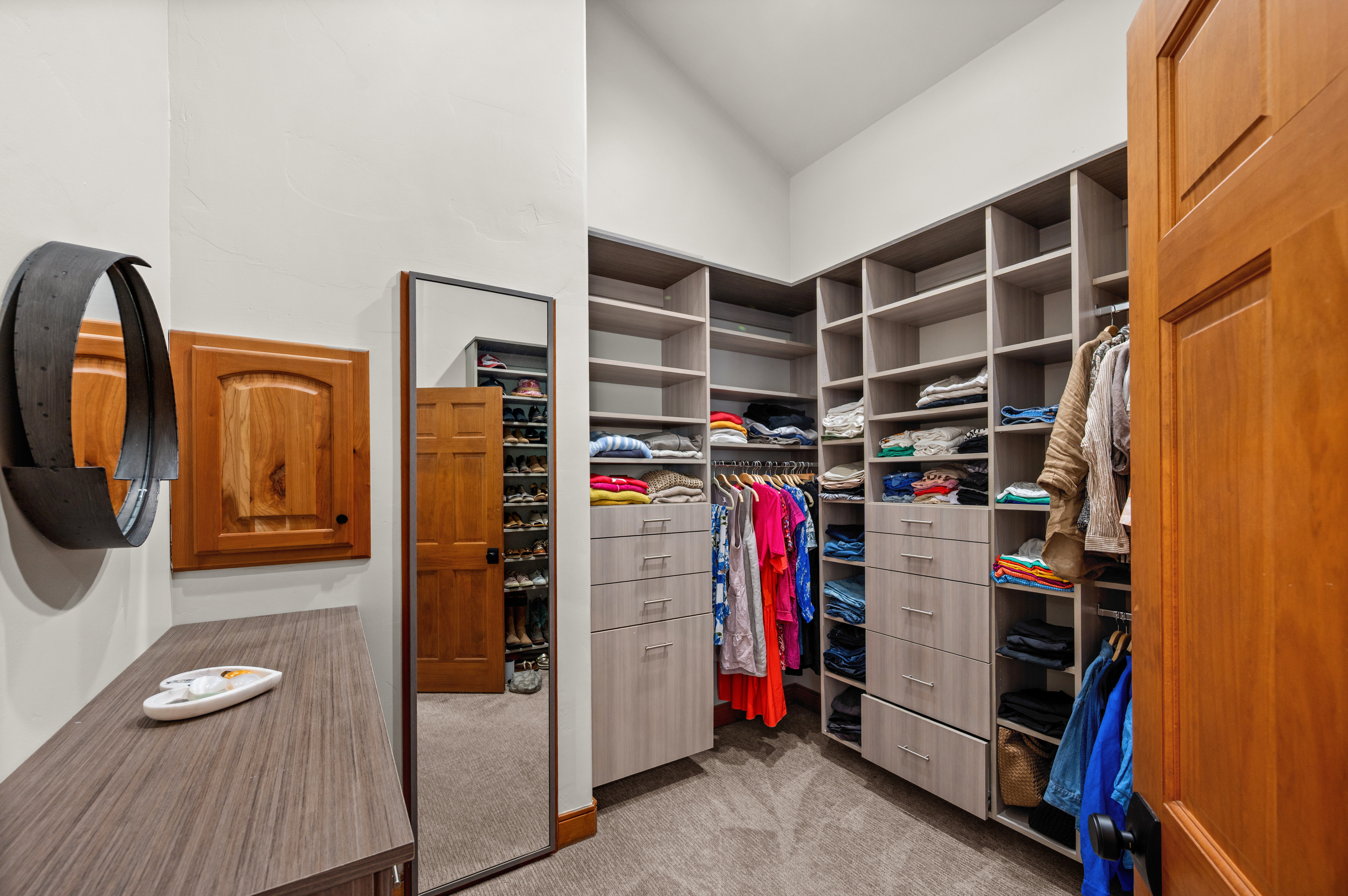 Walk in closet