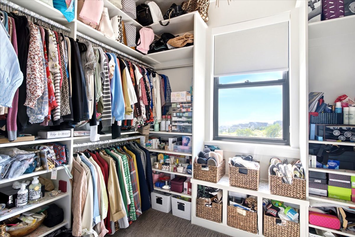 Walk in closet