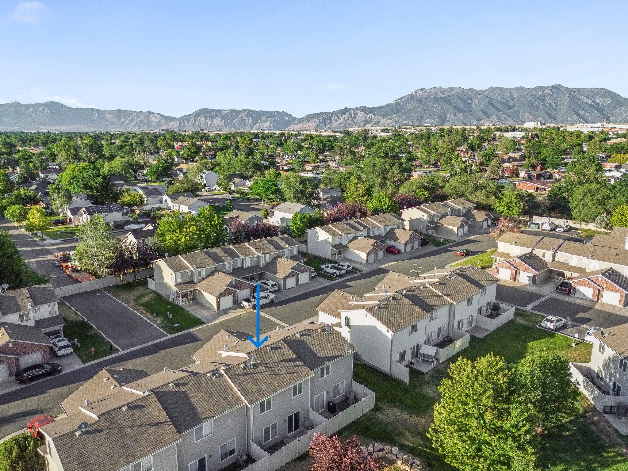 Beautiful Quiet & Private Neighborhood