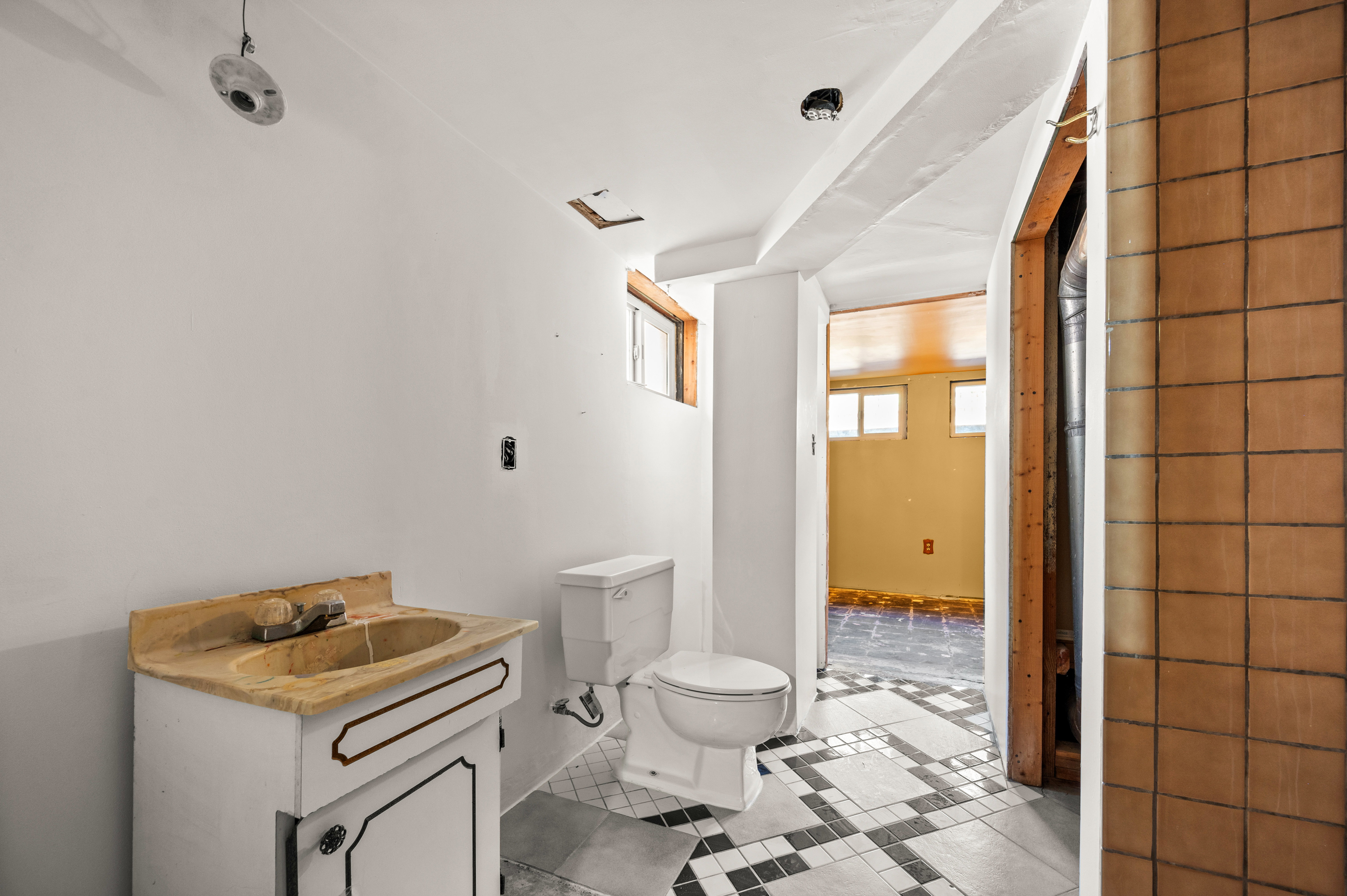 3/4 bath roughed in, ready to finish