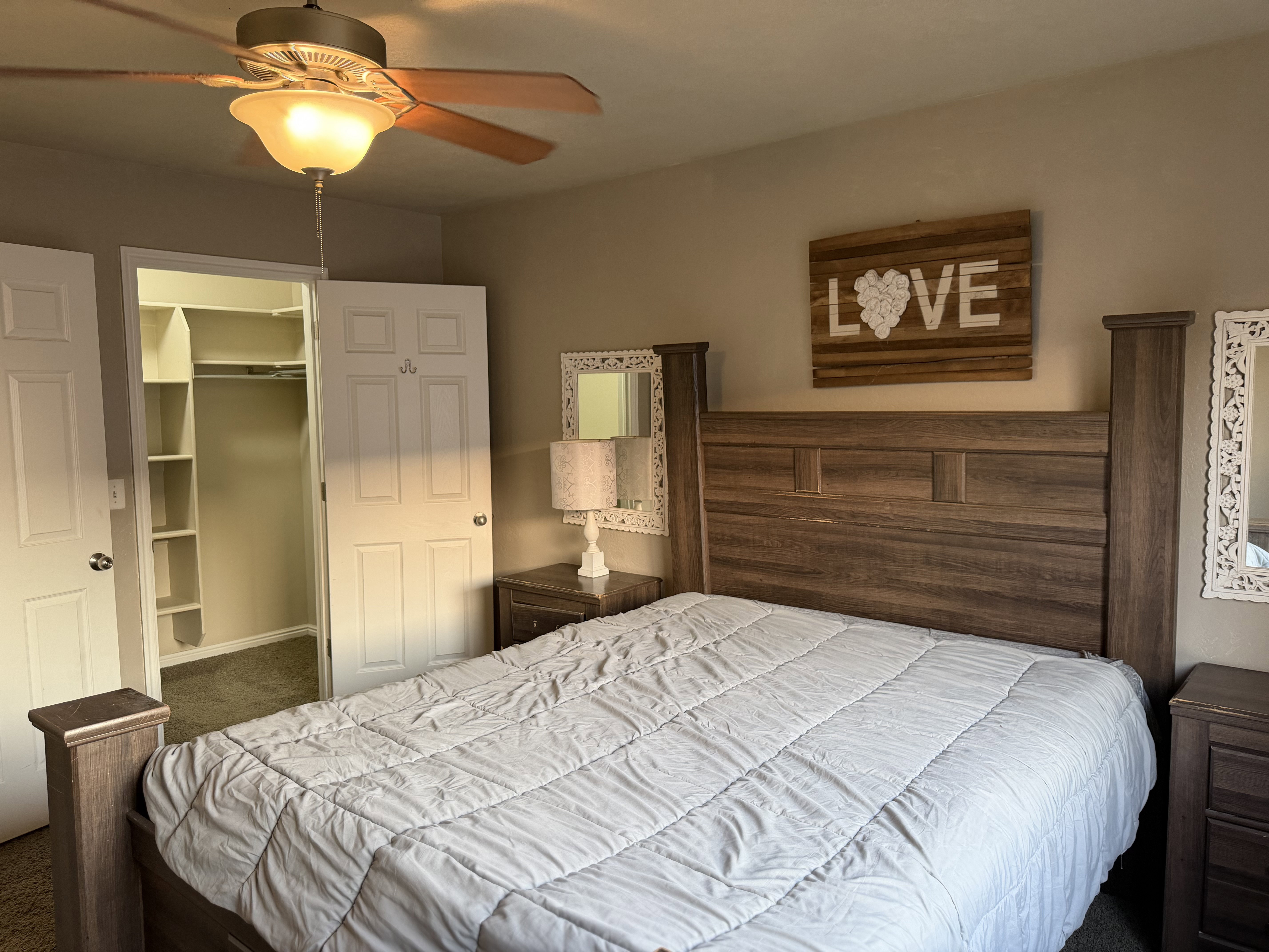 Primary Bedroom, walk-in closet