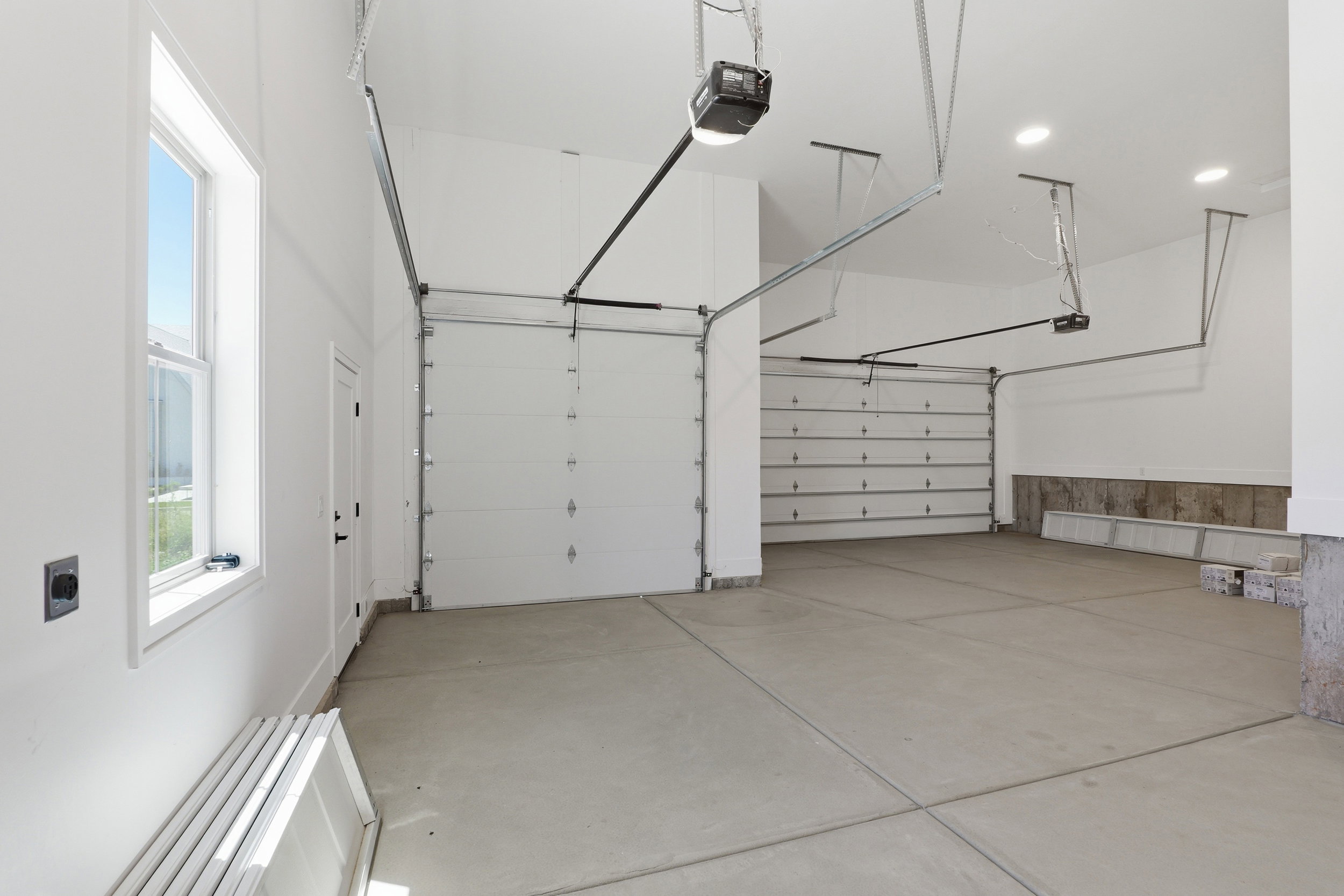 3 car Garage