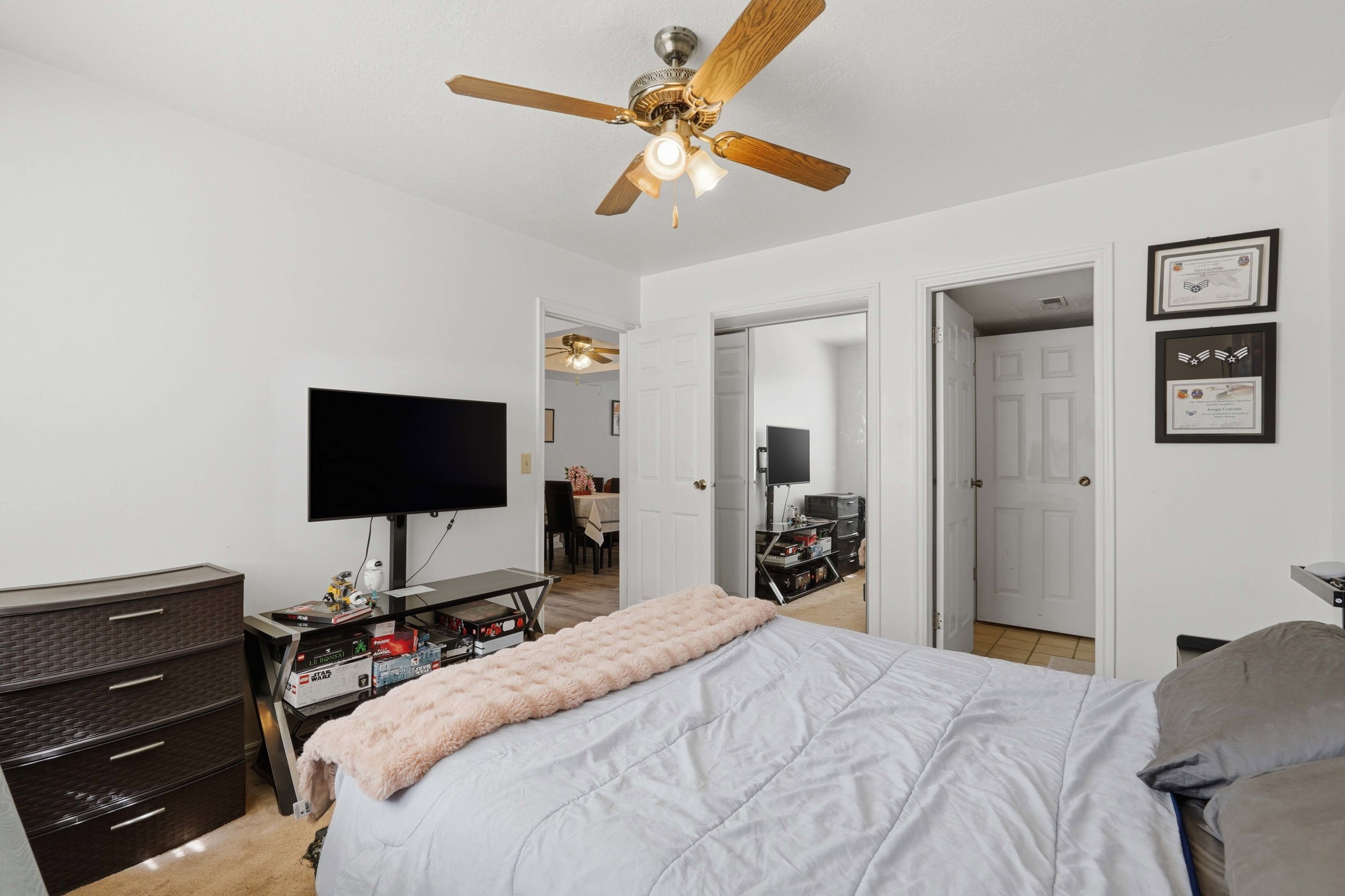 Primary bedroom on main level with bathroom.