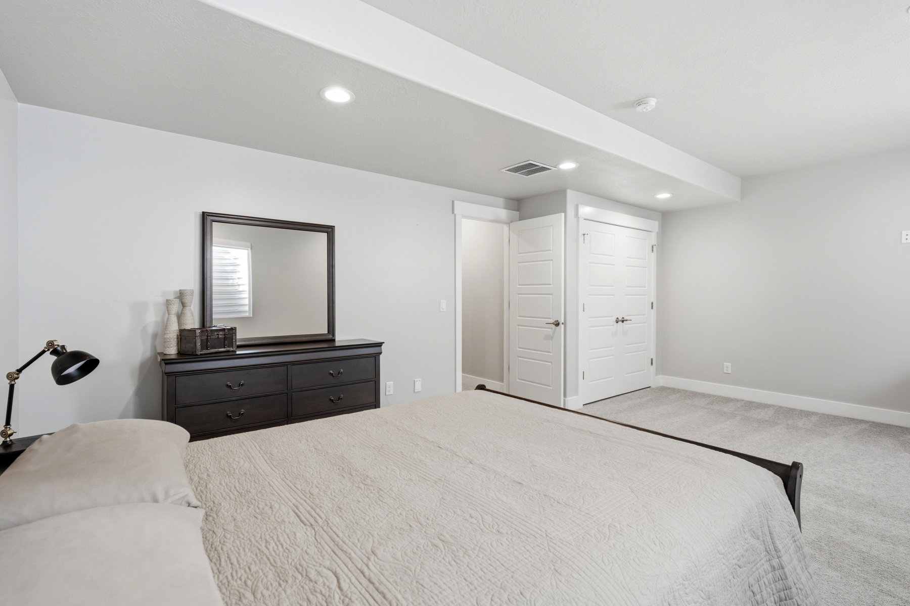Lower level - bedroom 4