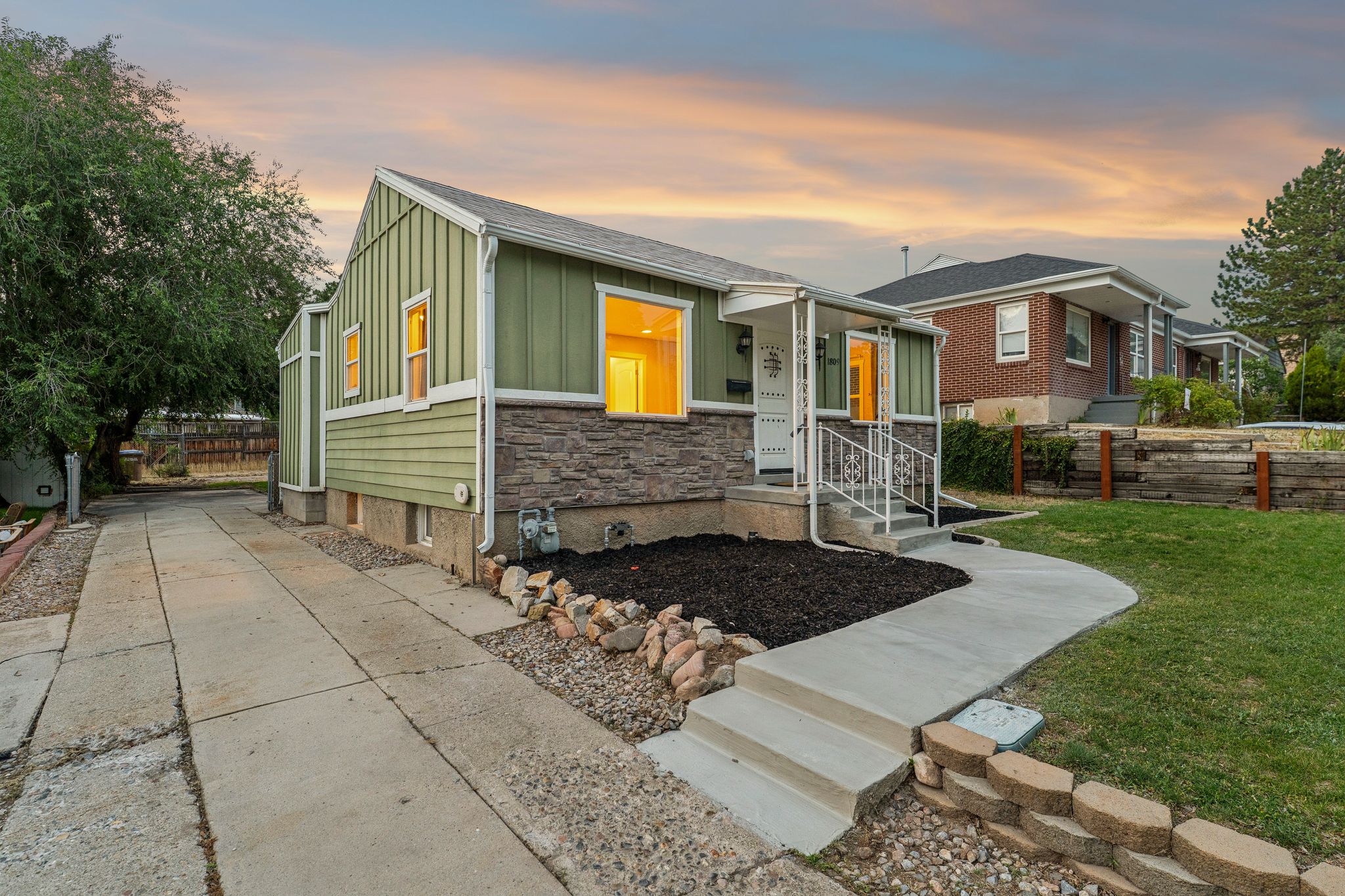 1809 E Stratford Ave.