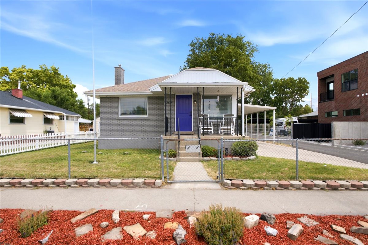 Beautifully renovated home located in one of Salt Lake's most desirable, walkable neighborhoods!